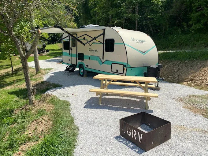 4 Guys RV Park at the Gorge