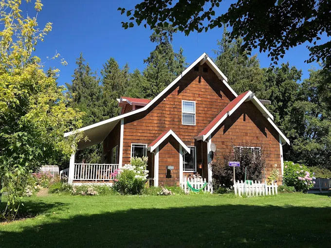John Wayne's Waterfront Resort