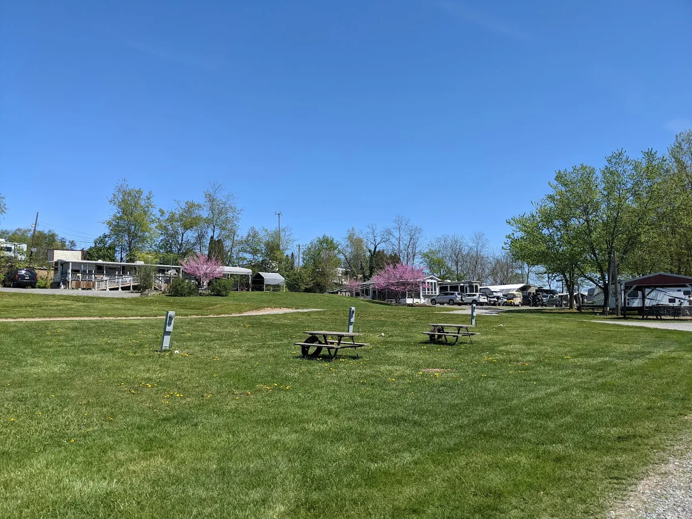 Hidden Valley Camping Resort