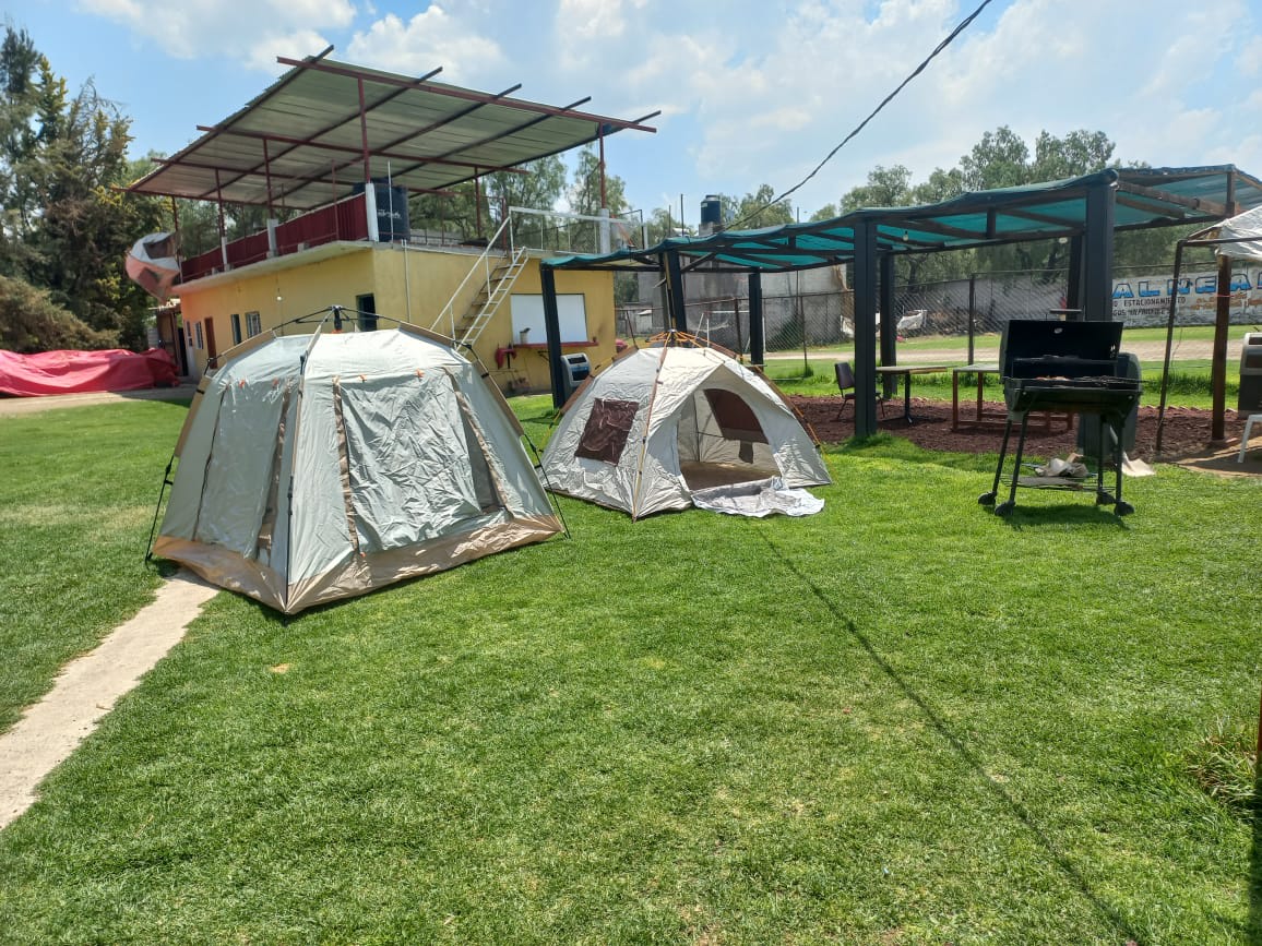 Full view in our location. We have a lot of room for your parking.