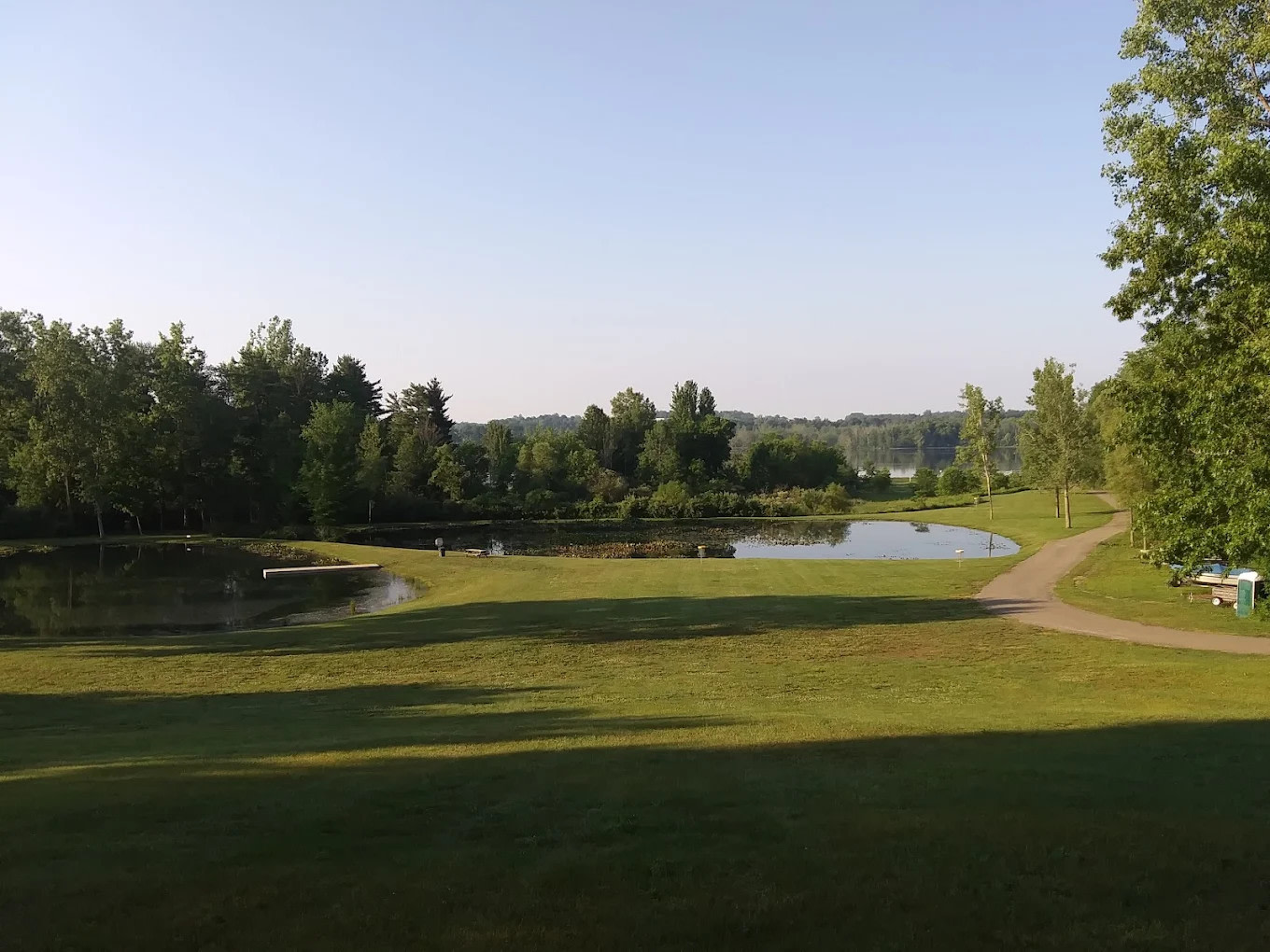 DUMONT LAKE FAMILY CAMPGROUND