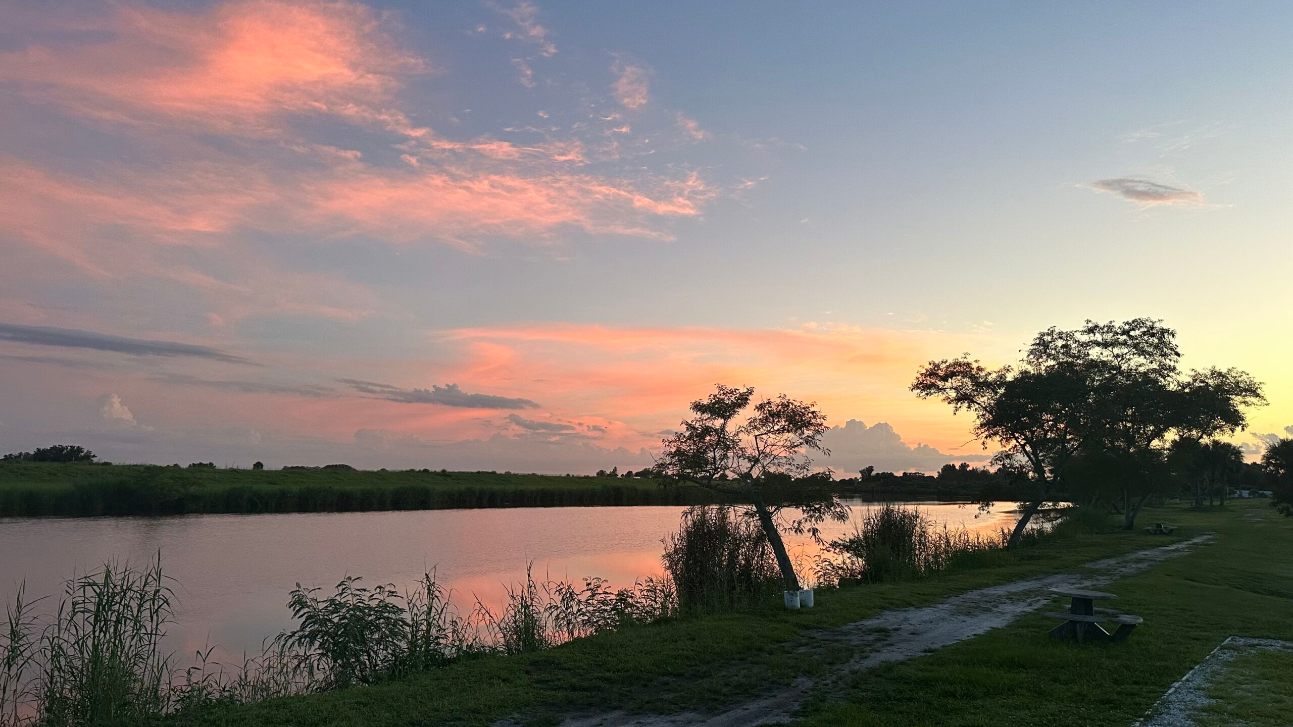 Meadowlark Shores RV Park