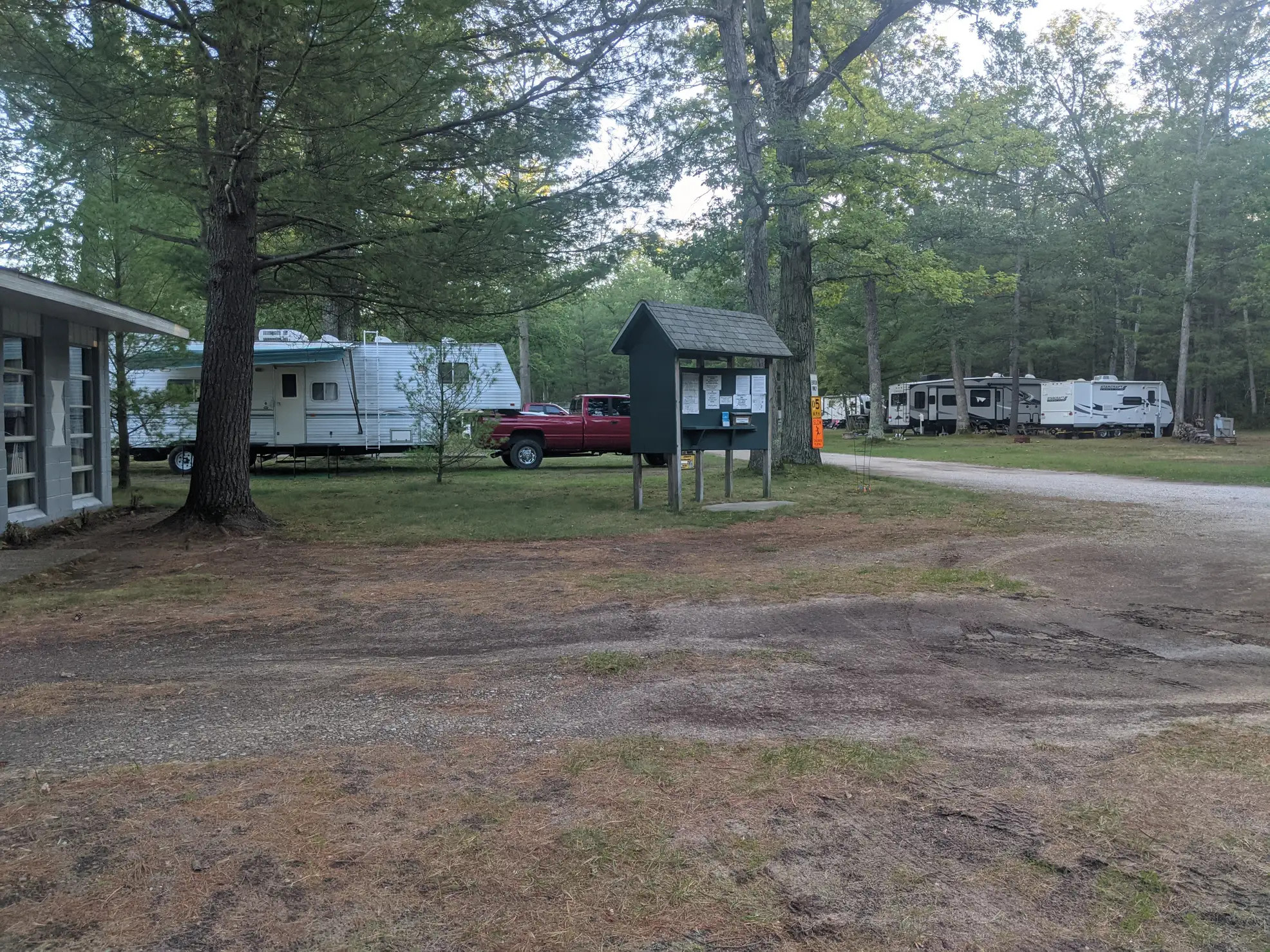 Pickerel Lakeside Campground