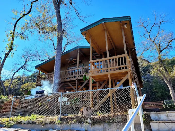 Roy's Rentals and Campground