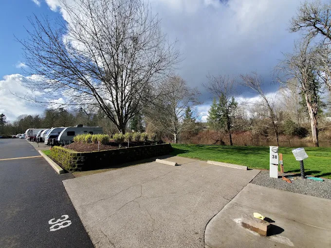 Roamers Rest RV Park