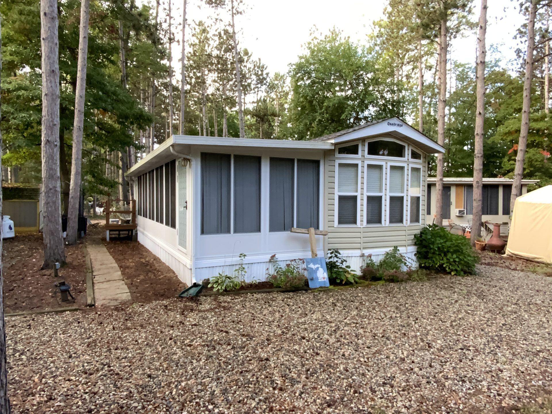 Sandy Pines Recreation Community RV Resort & Campground
