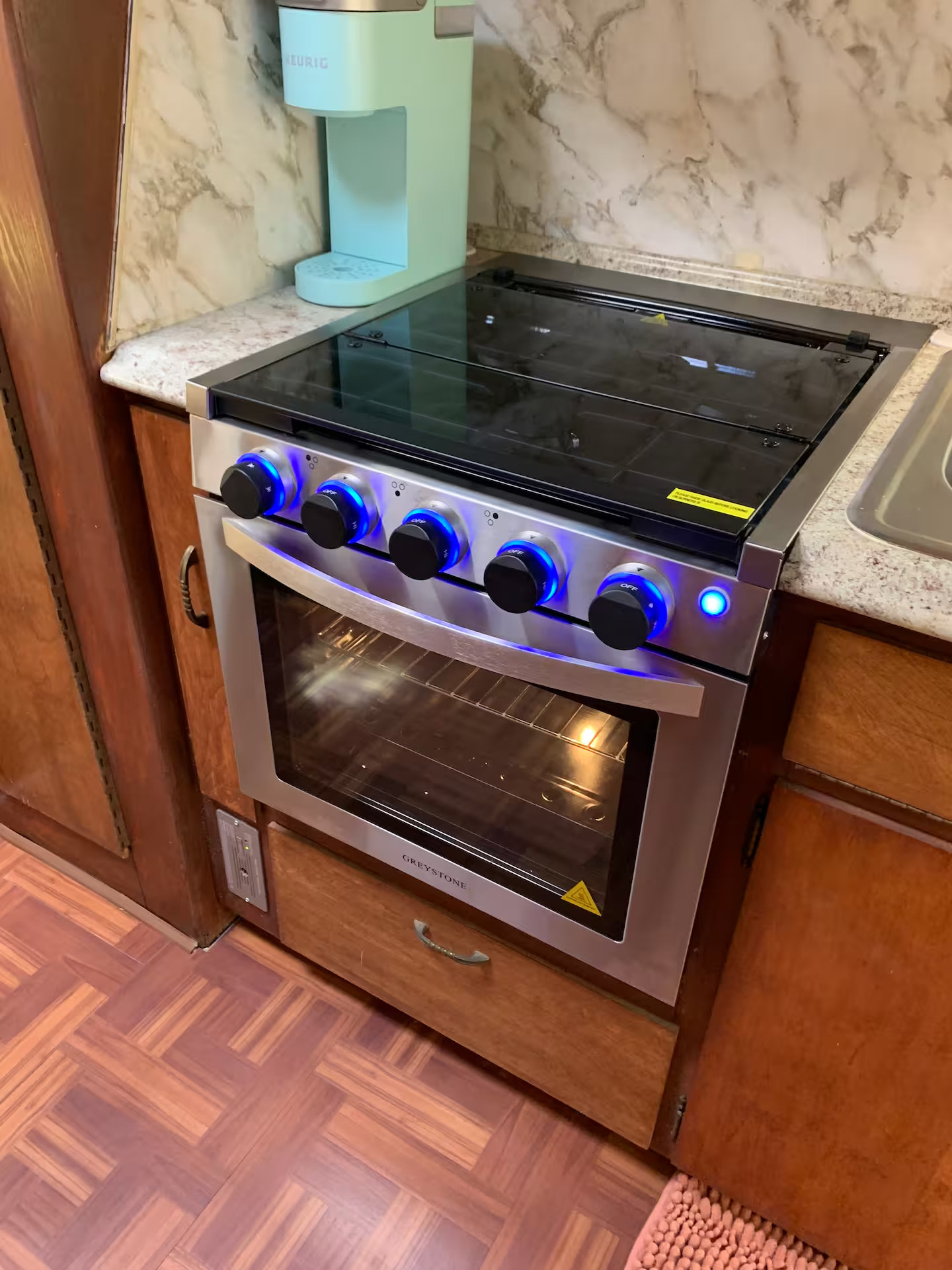 Retro - Vintage Pewter Palace Prime