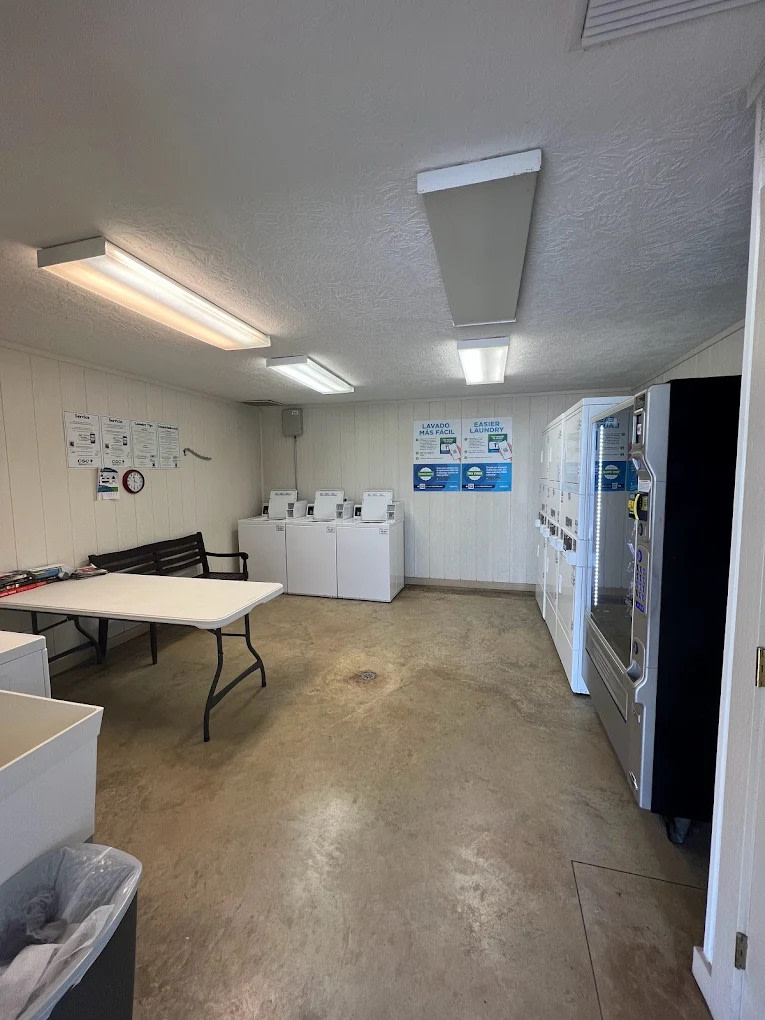 Patriot RV Park - Gonzales