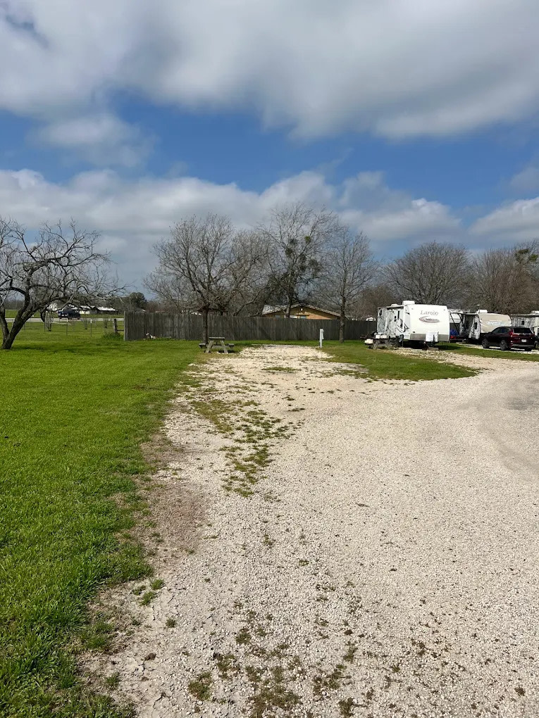 Patriot RV Park - Gonzales