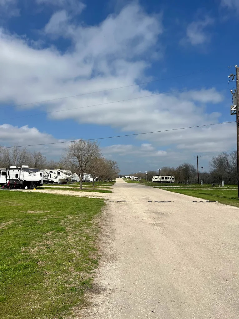 Patriot RV Park - Gonzales