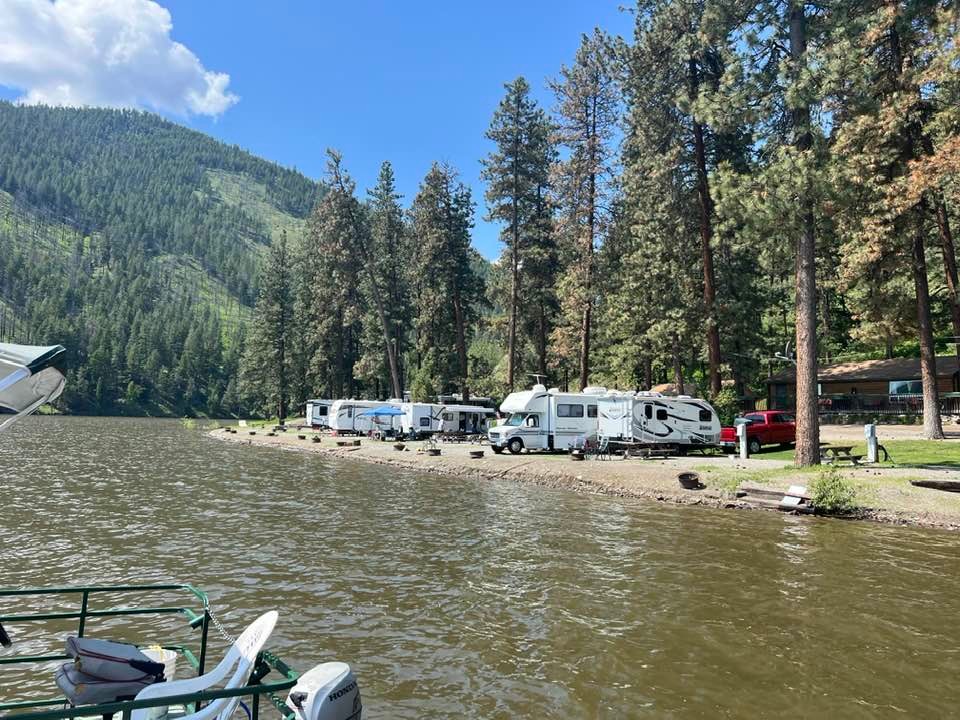 Shady Pines Resort