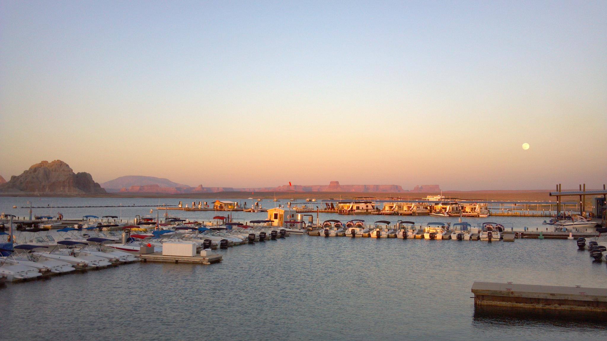 Halls Crossing RV Park