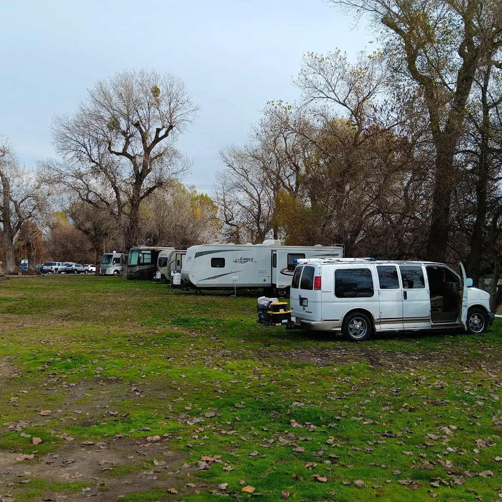 Sherwood Harbor Marina & RV Park