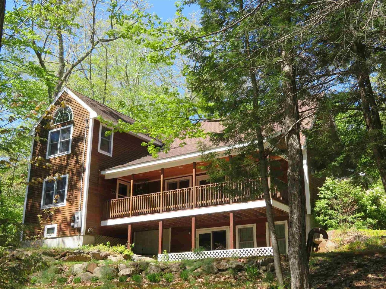 Laughing Bear Cottages - Squam Lake