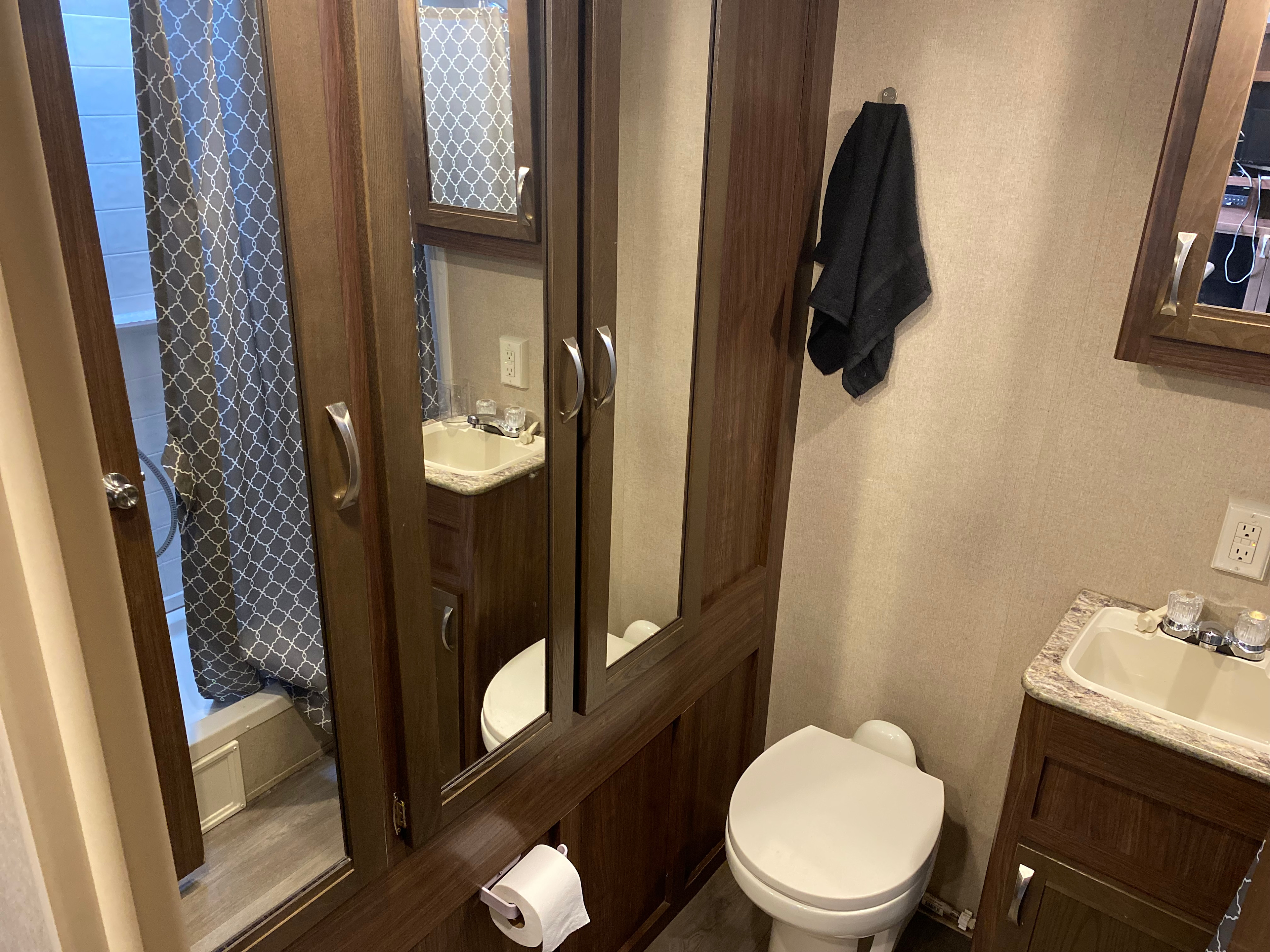 Mayfaircana Coleman Rv