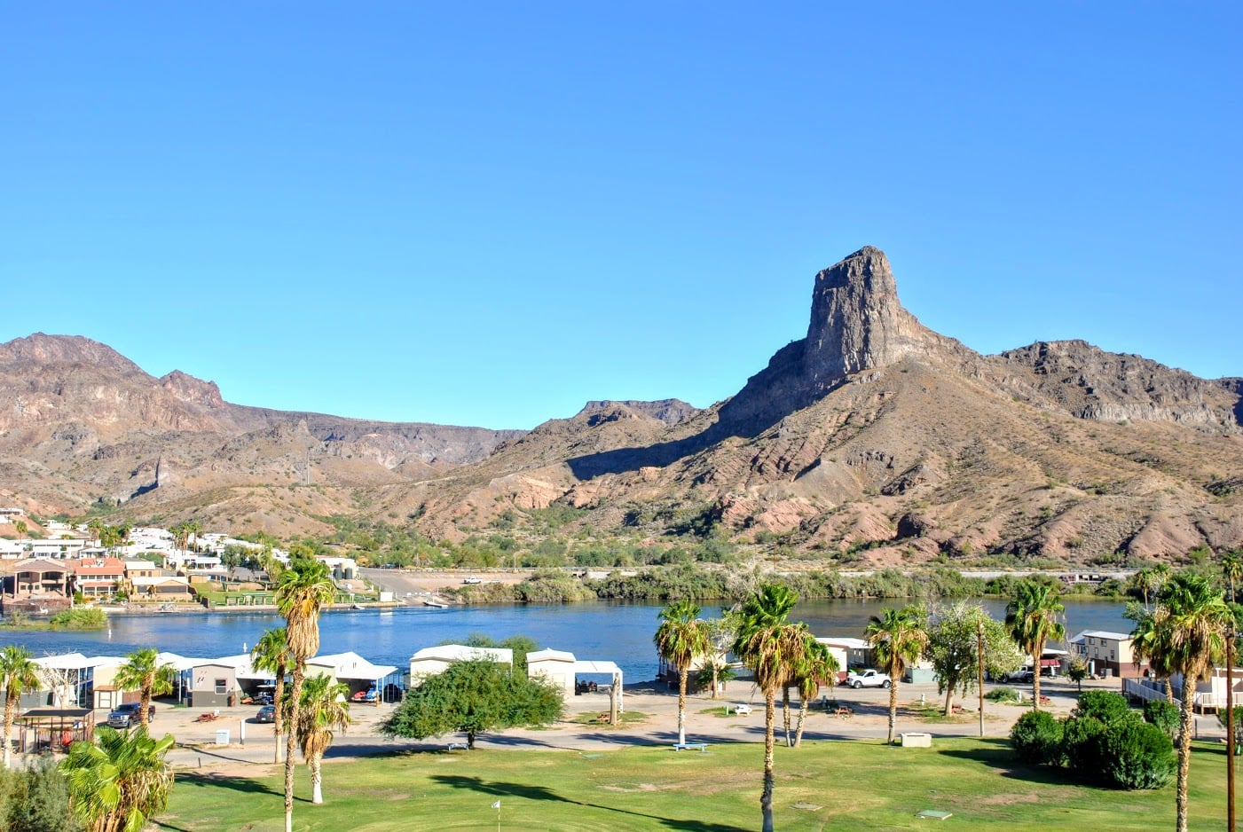 River Lodge Resort