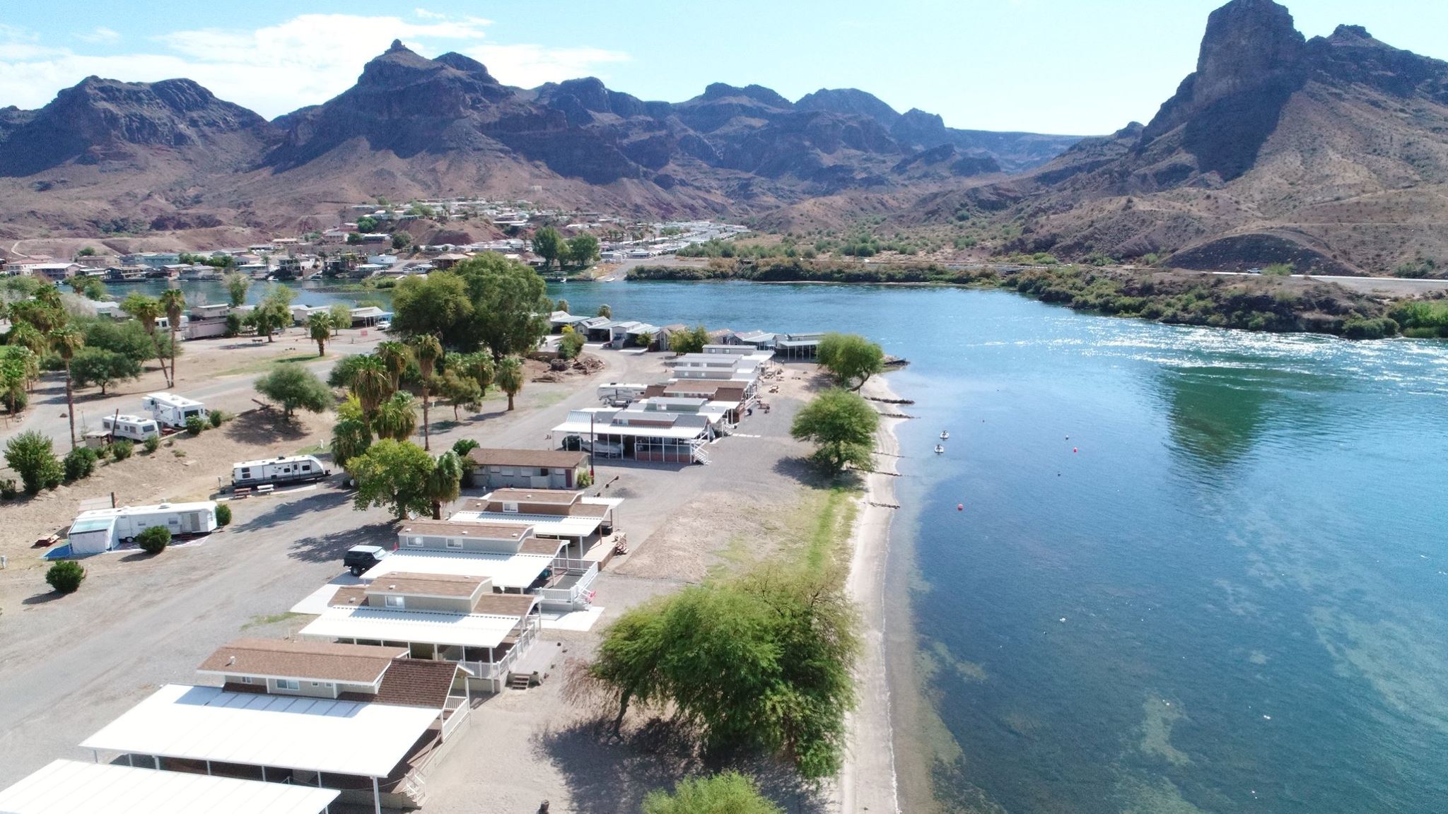 River Lodge Resort