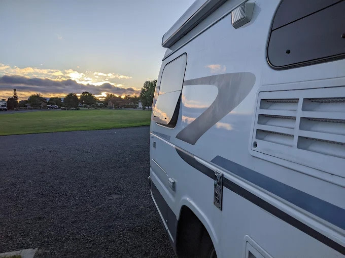 Lewis & Clark Golf & RV Park