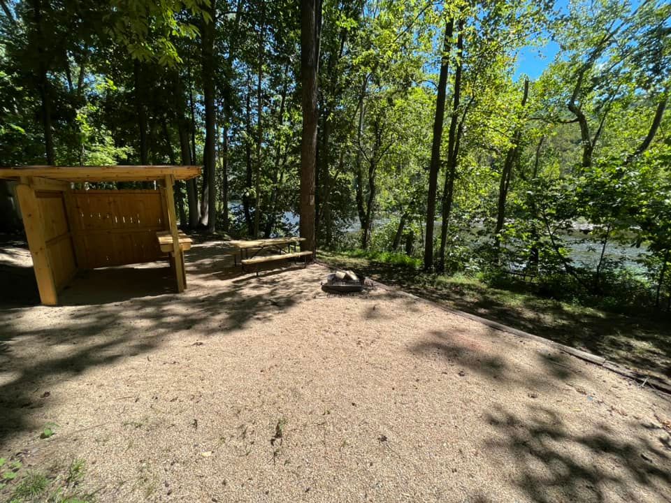 Breeden Bottom Campground Twin River