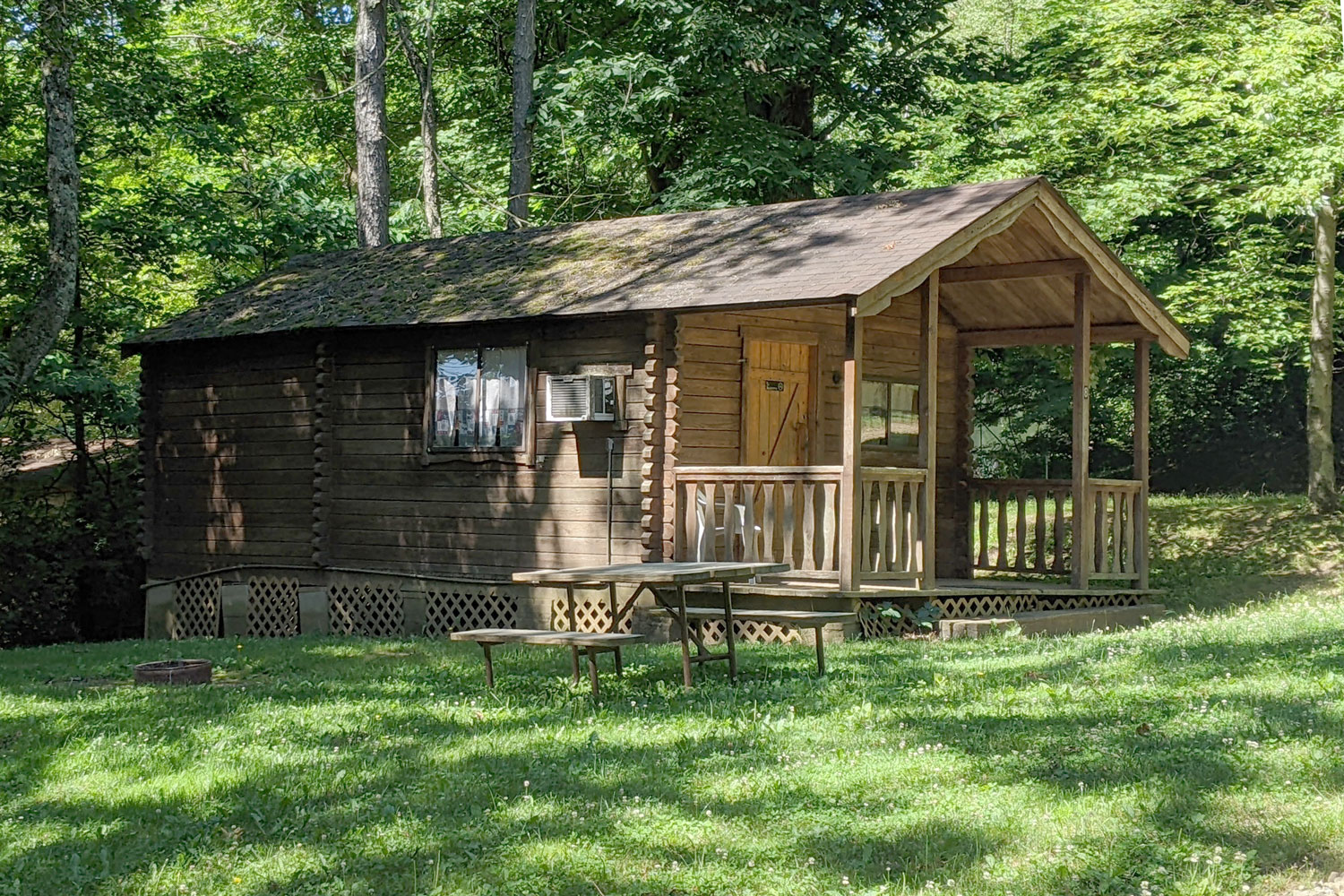 Toodik Family Campgrounds, Cabins, & Canoeing
