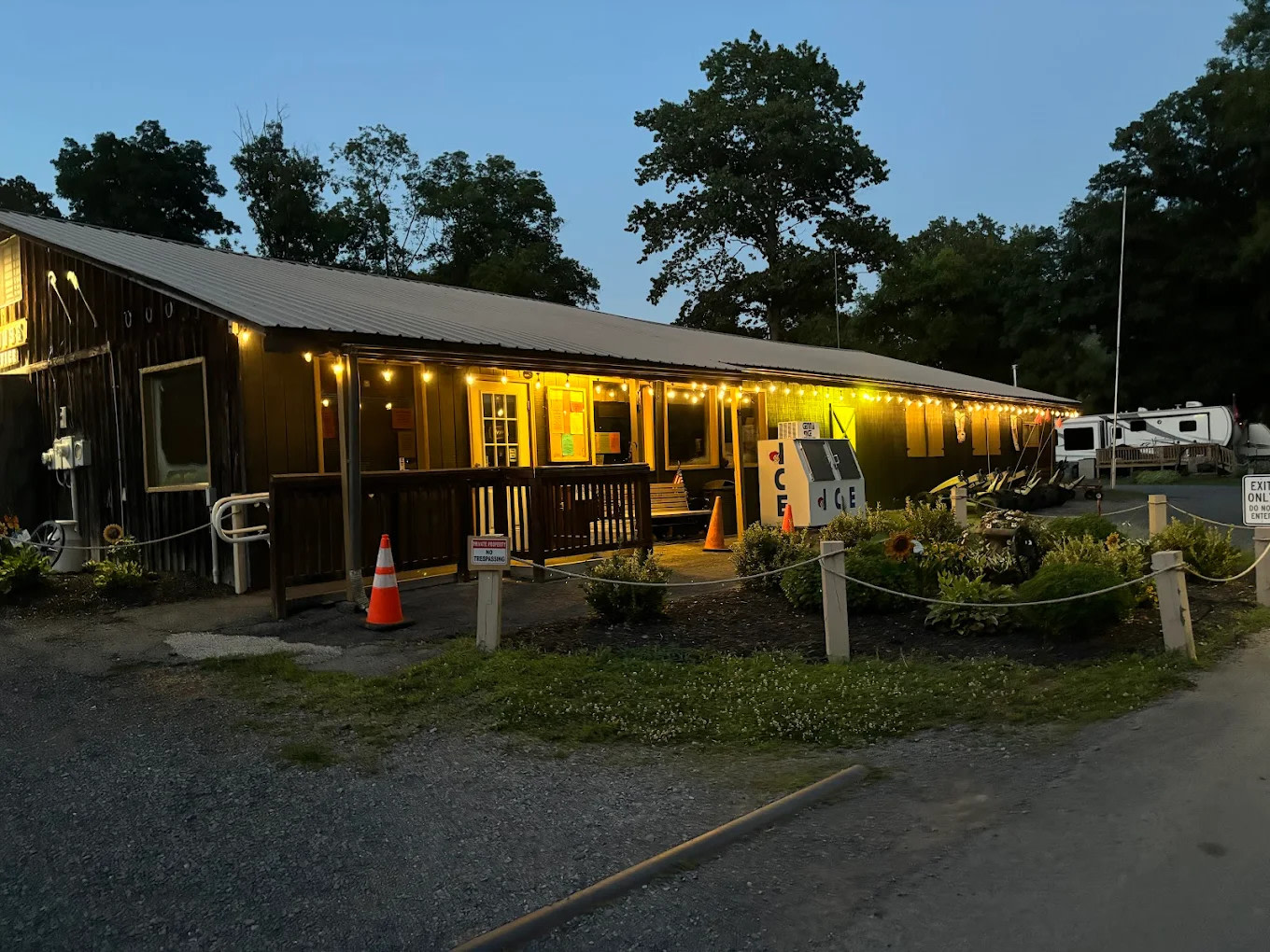 WaterSide Campground & RV Park