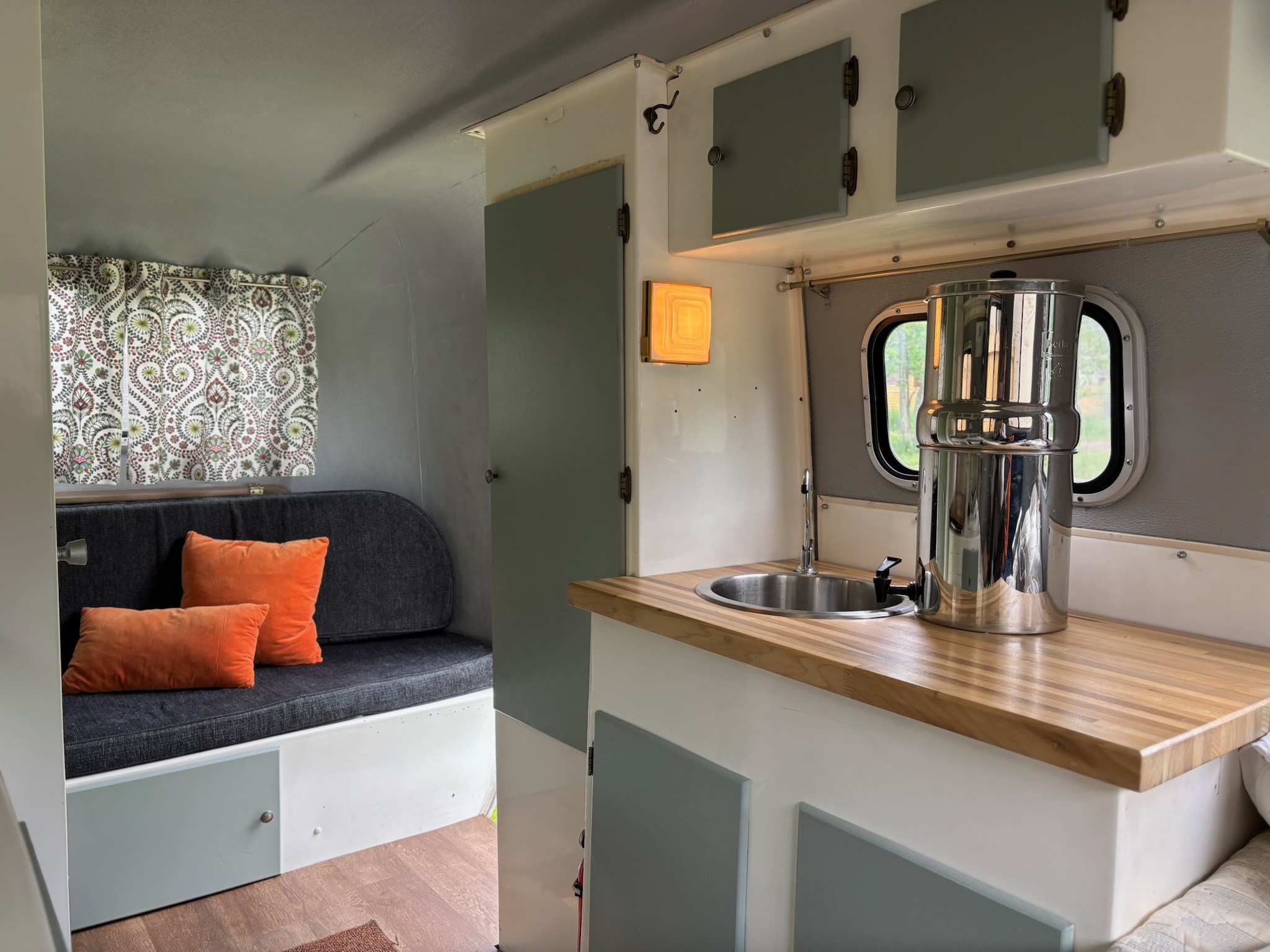 The Tucked Inn Near Red Rocks