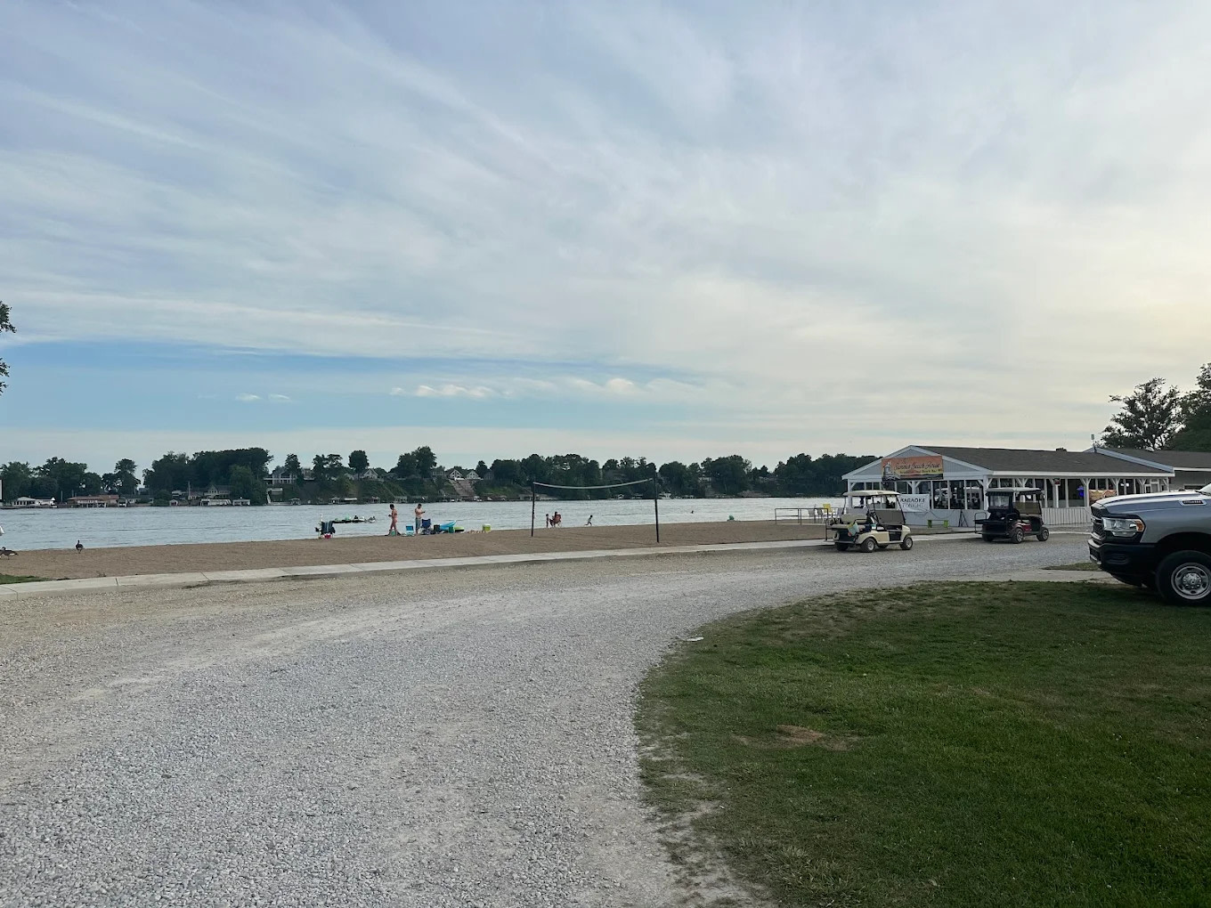 White Oaks on the Lake RV Resort