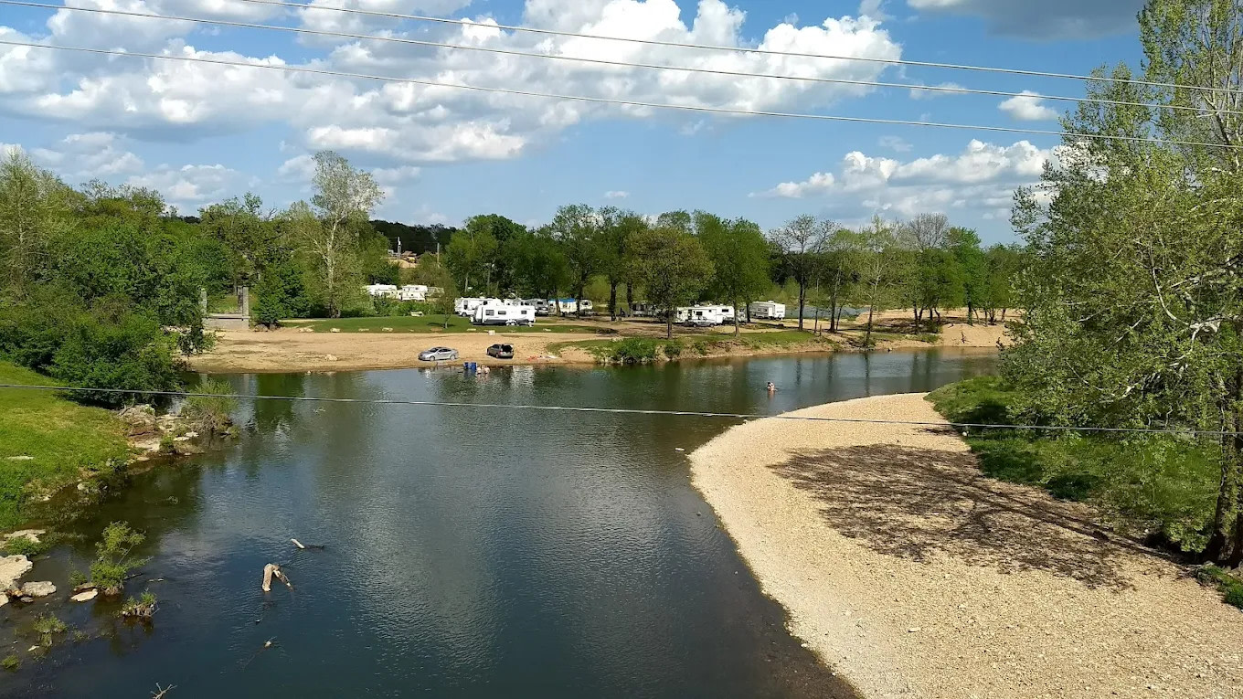 Zan'S Creekside Campground