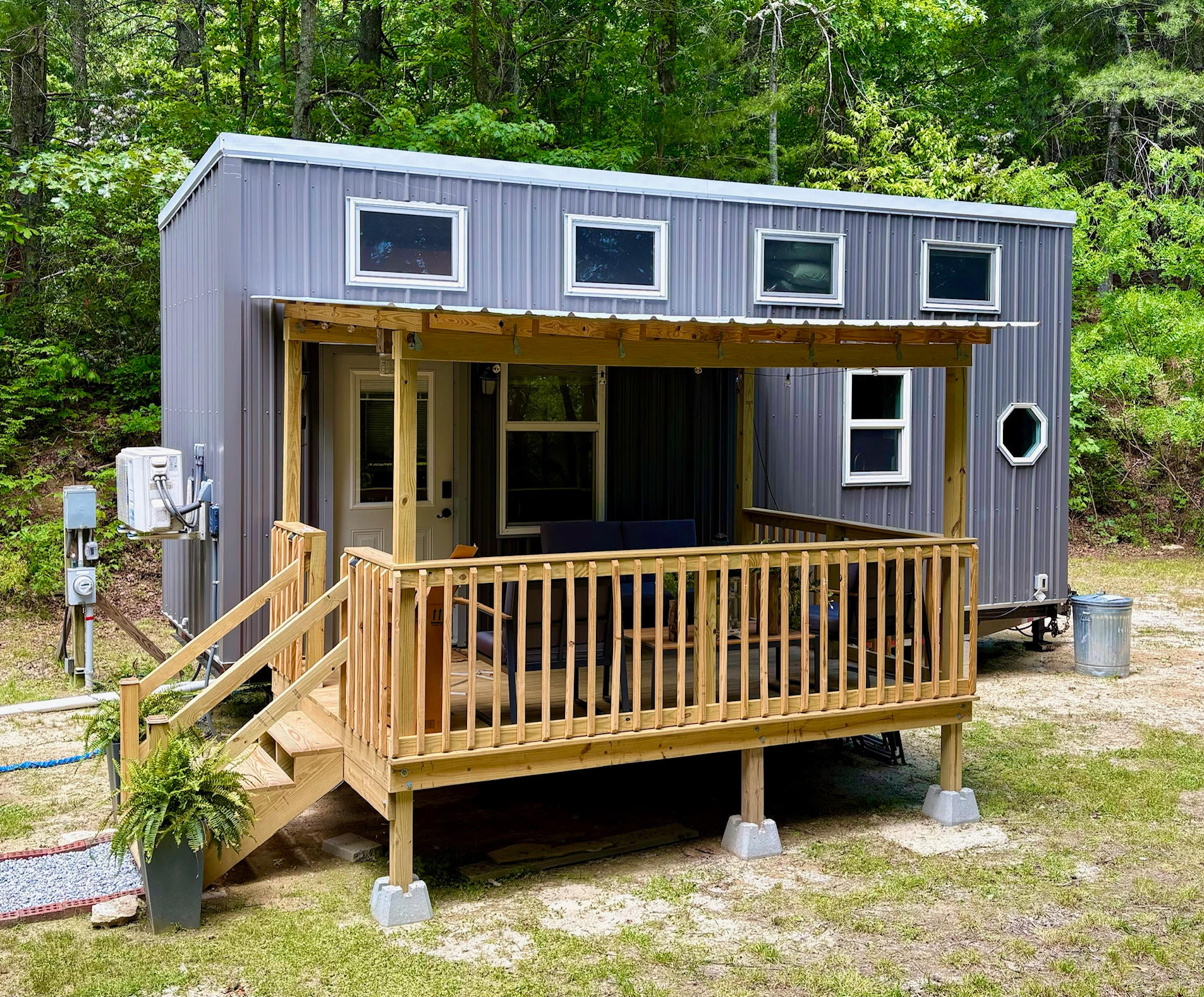 Cozy Crash Pad By DuPont And Pisgah