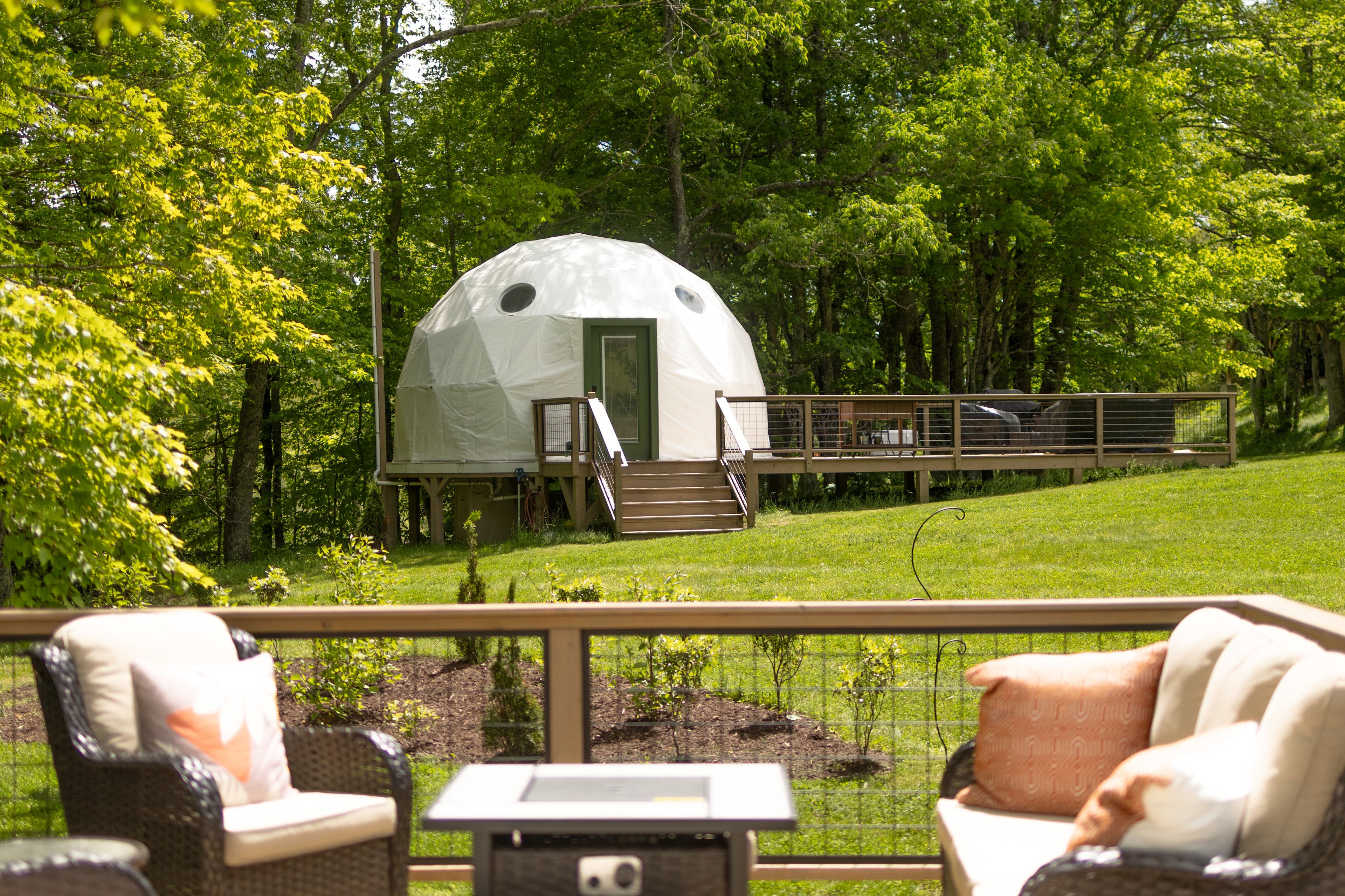 Dochas dome from the porch of the Caim dome
