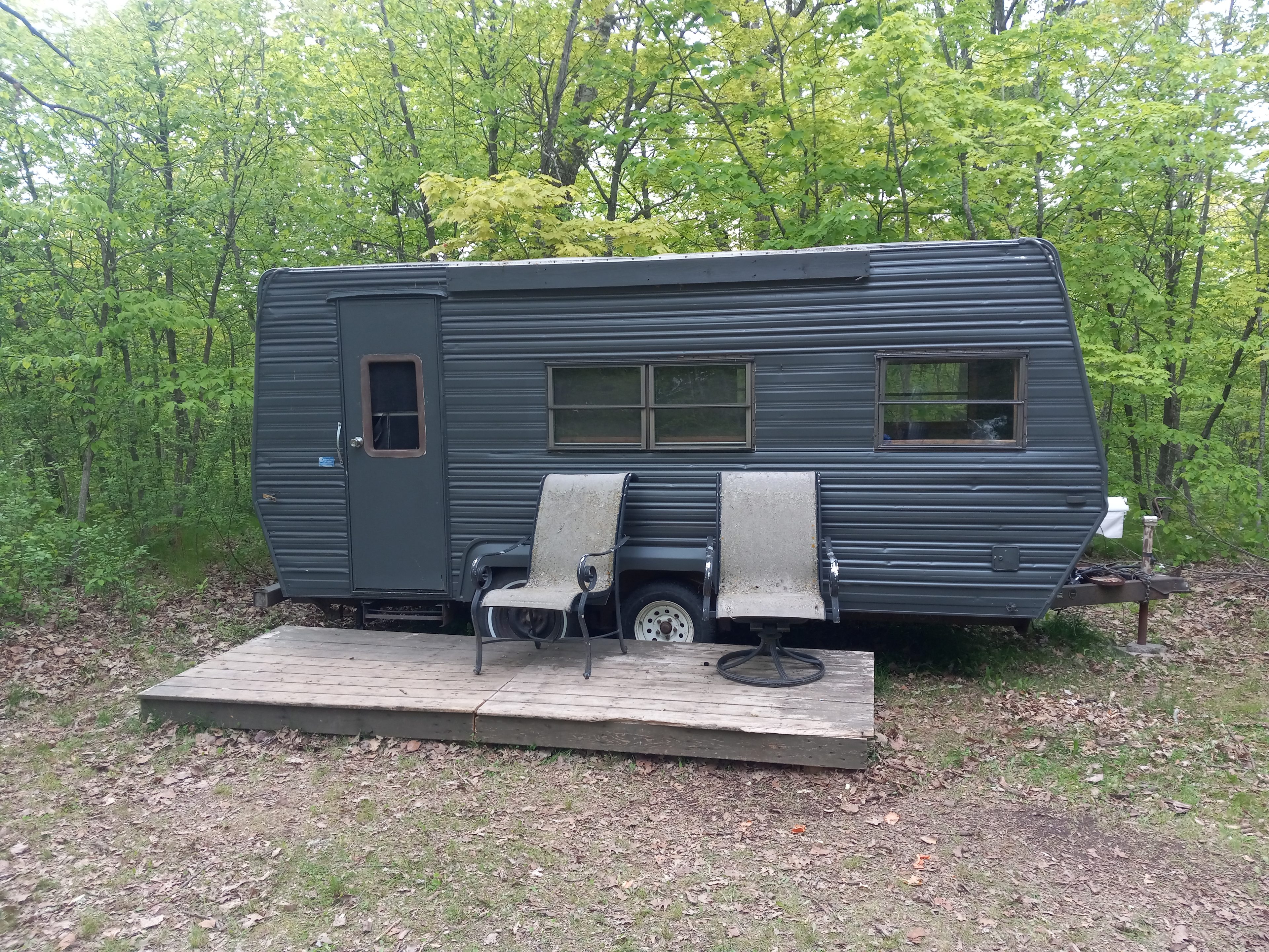 The Hamlet Lake Homestead