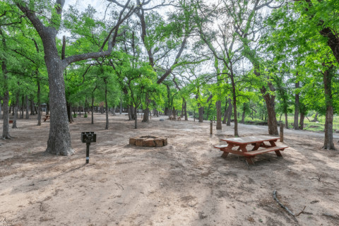 Inez Spring Riverfront RV Park