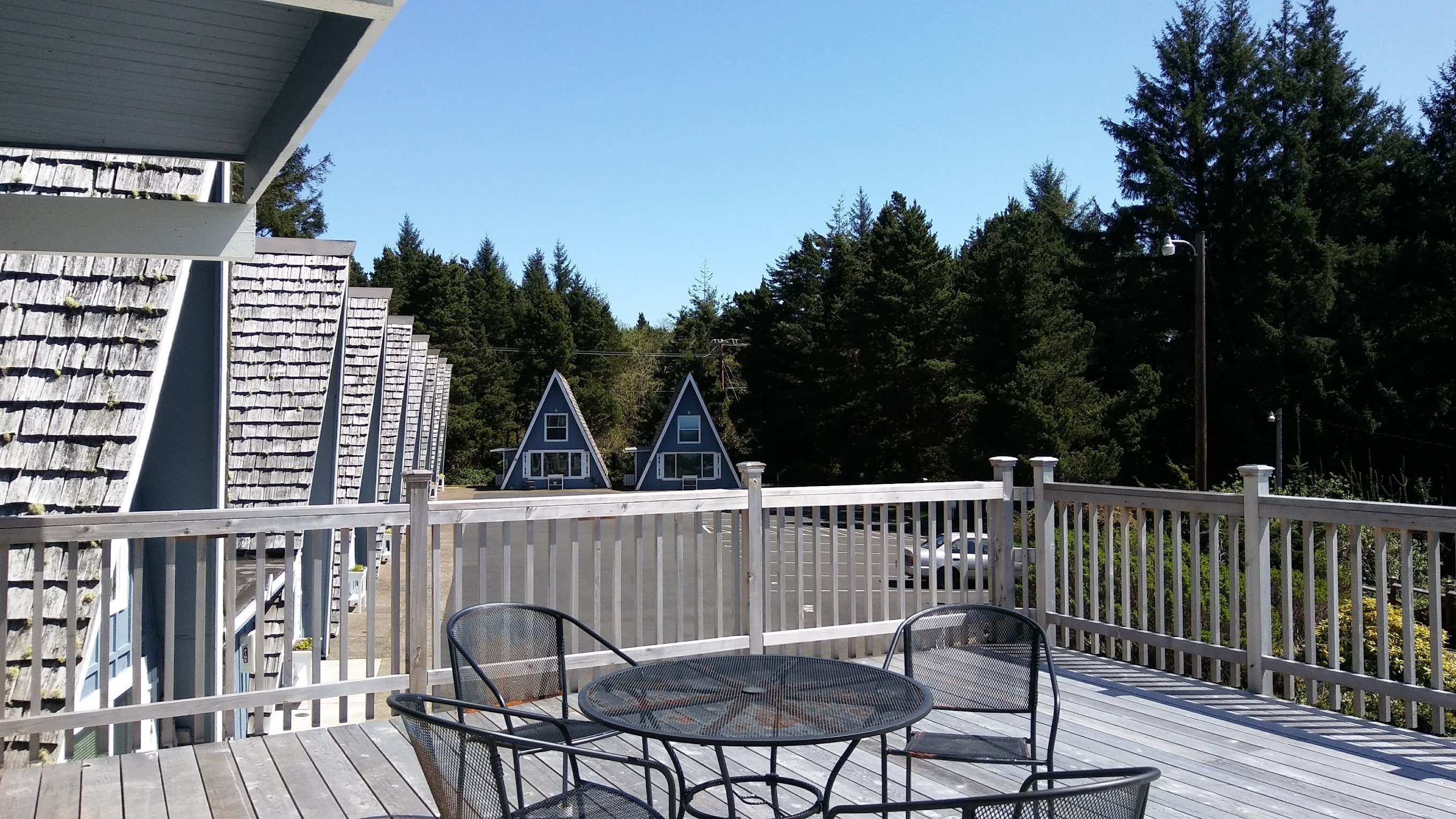 Alpine Chalets in Otter Rock by Vacasa