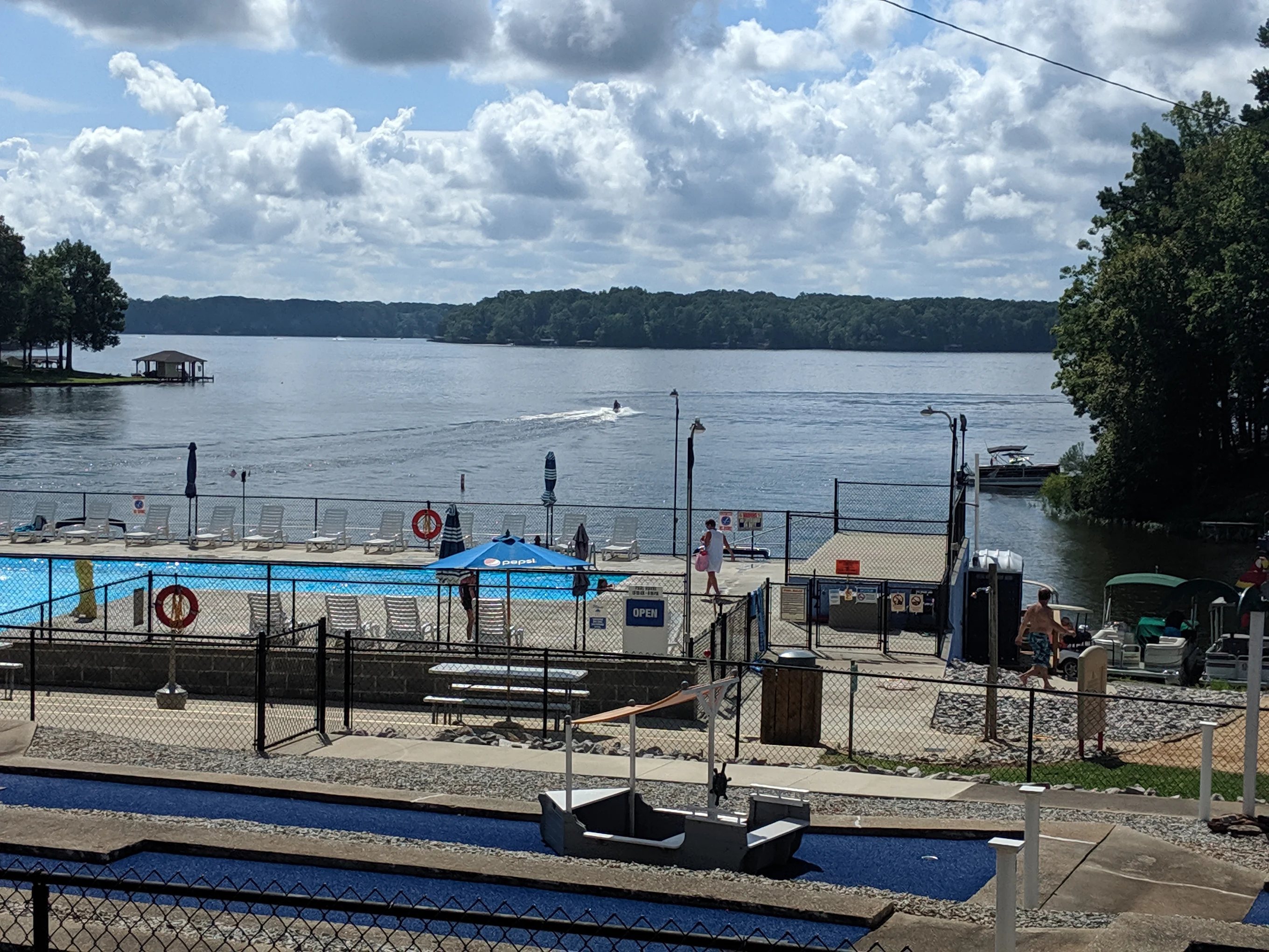 Americamps Lake Gaston
