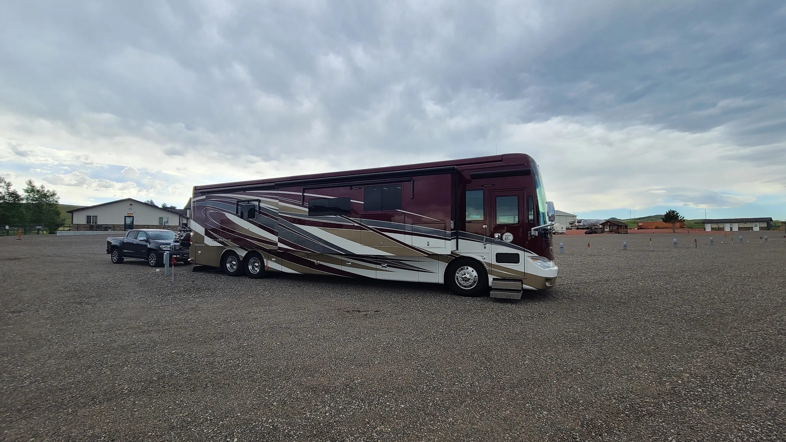 Jackalope Campground and Daltons RV Center