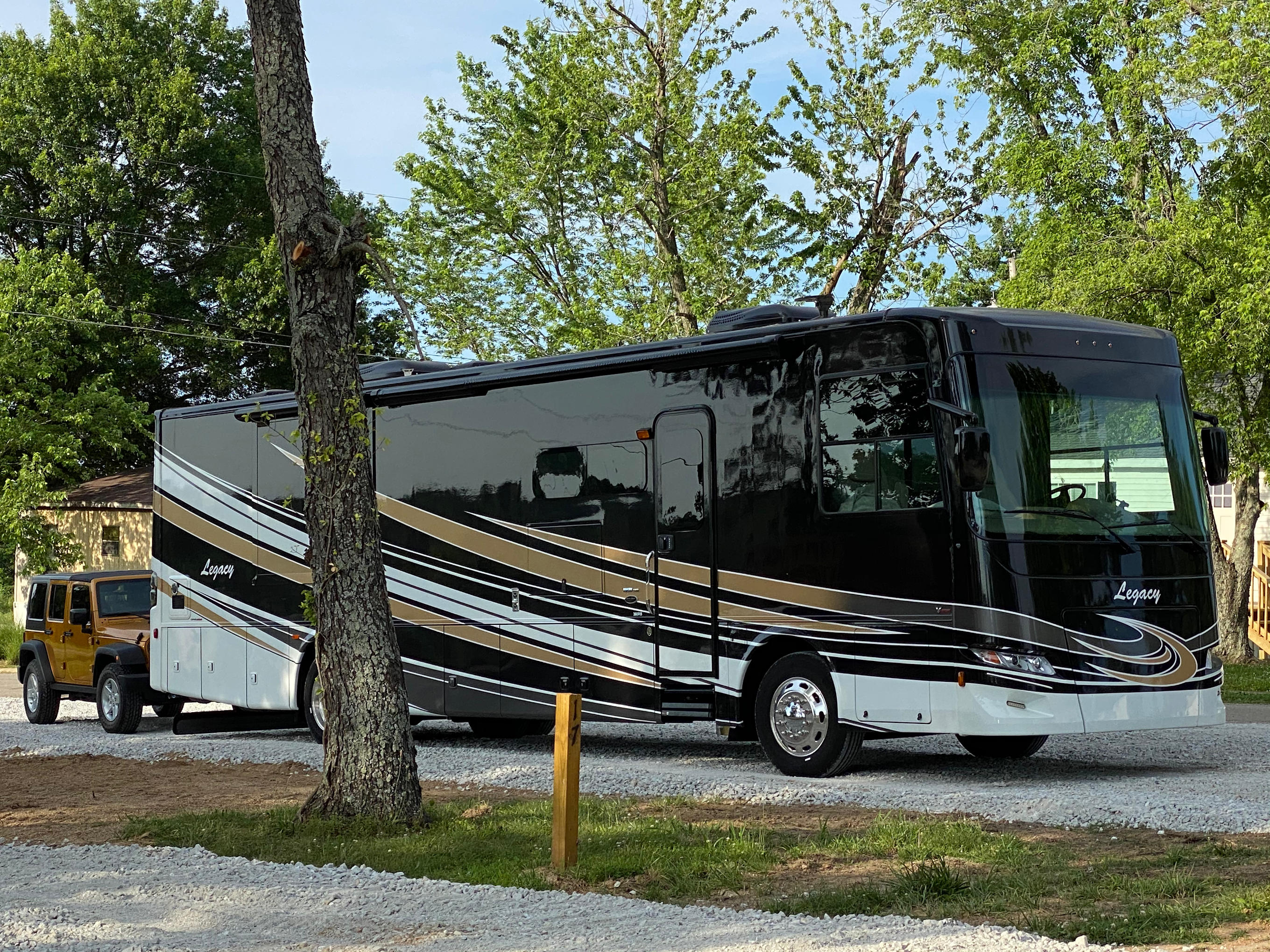 Ozark Farms Family Campground and RV Park