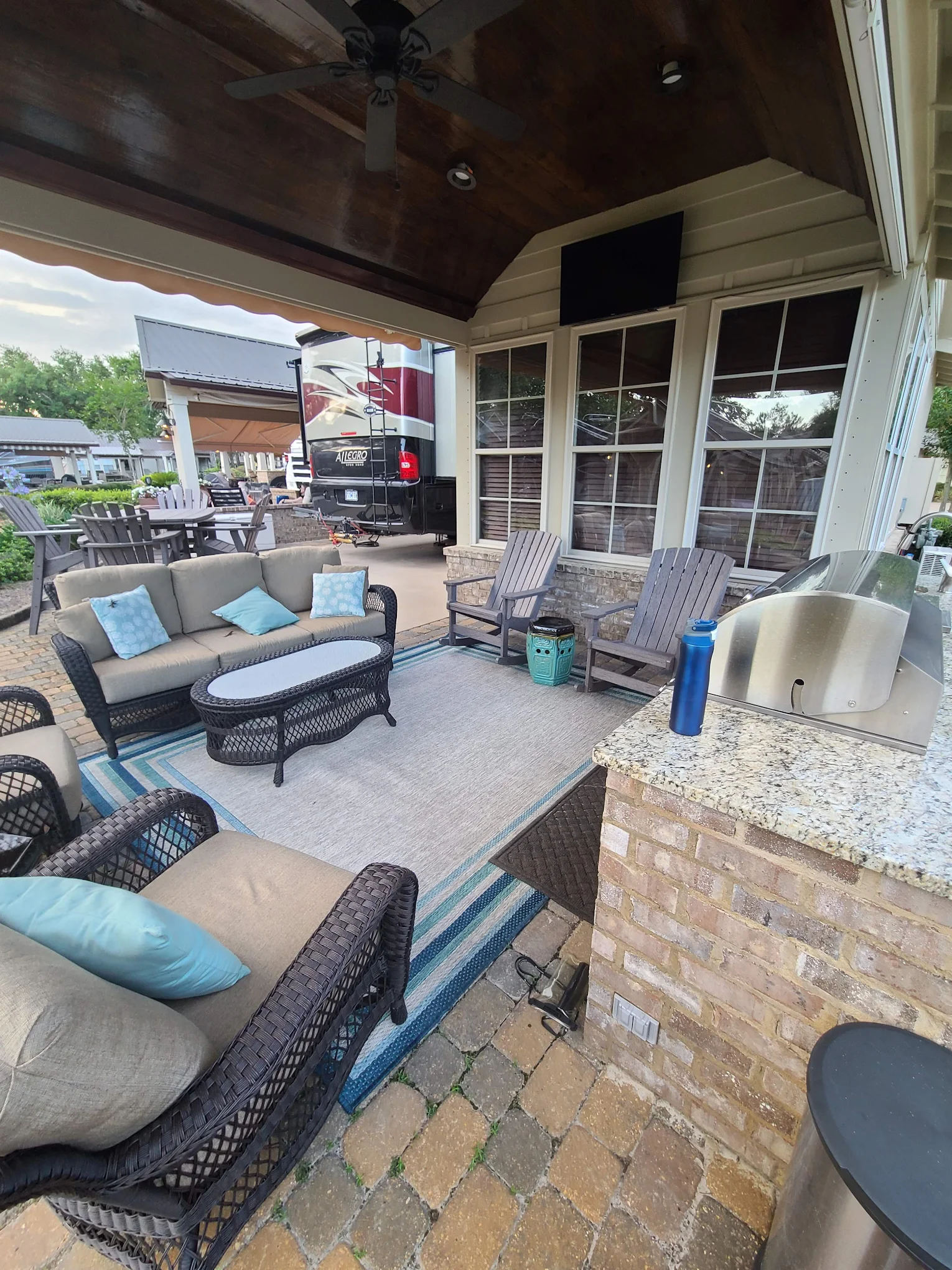 Heritage Motorcoach and Marina