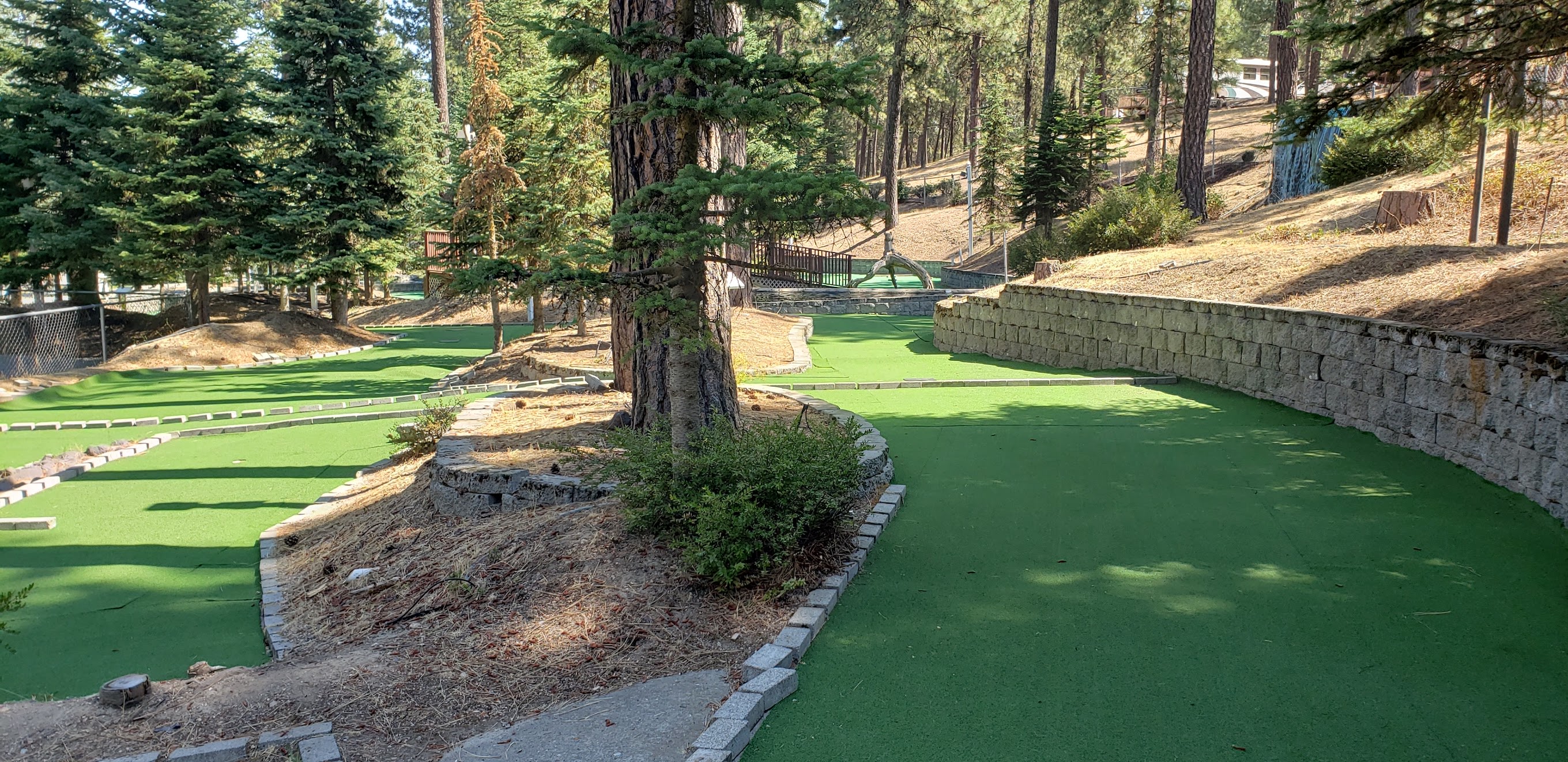 Ponderosa Falls Resort