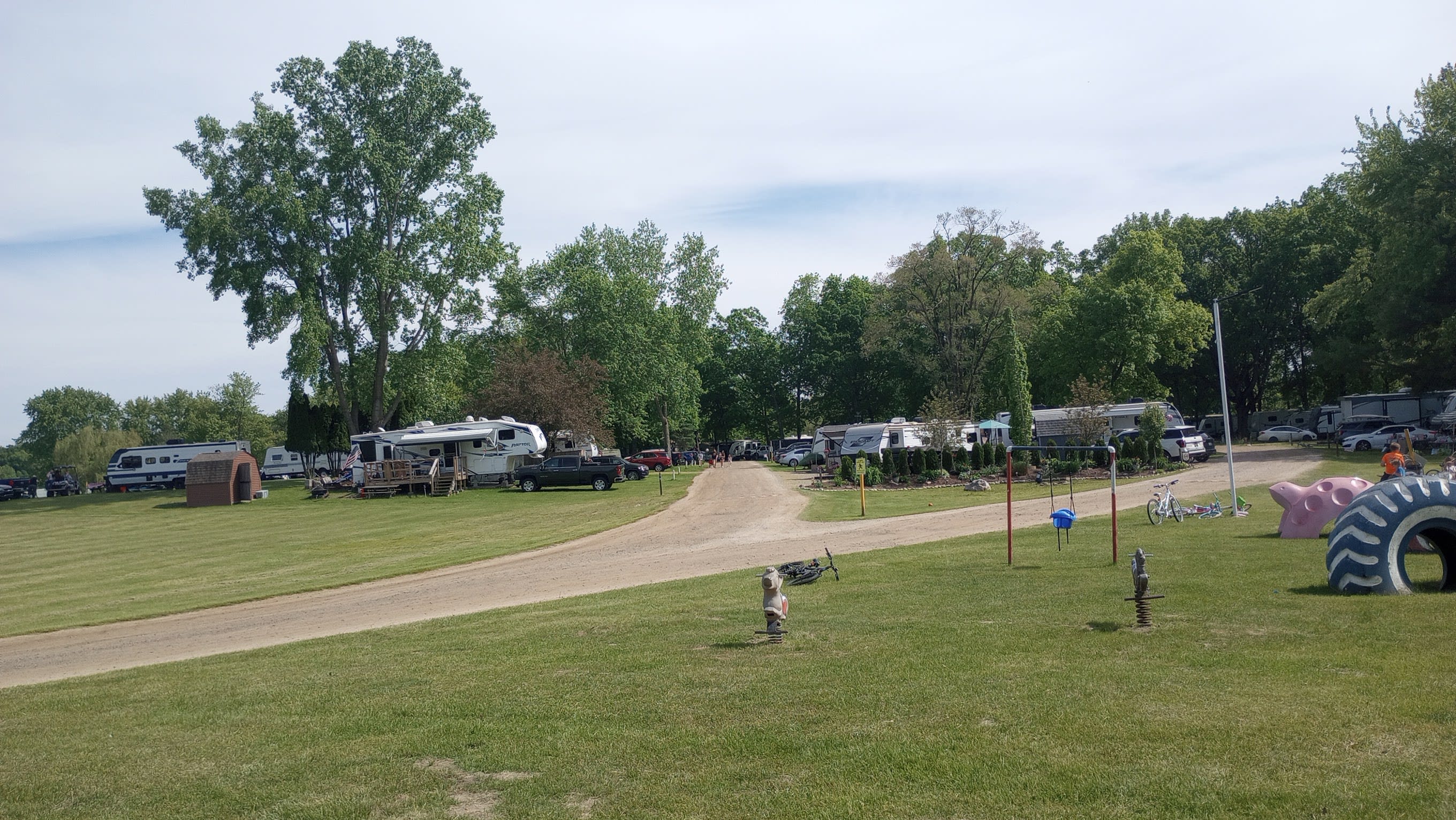 Oaks Campground