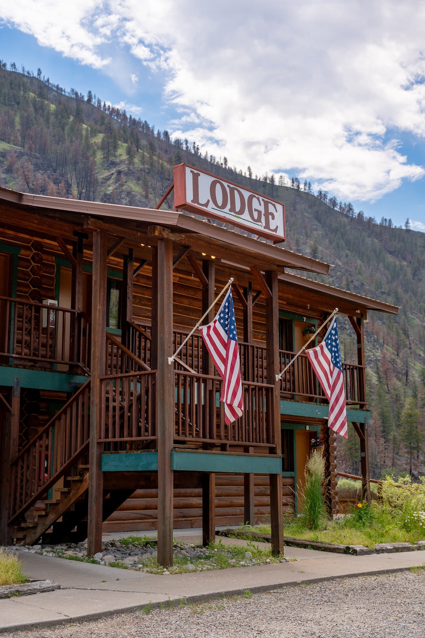 Rivers Fork Lodge and RV Park