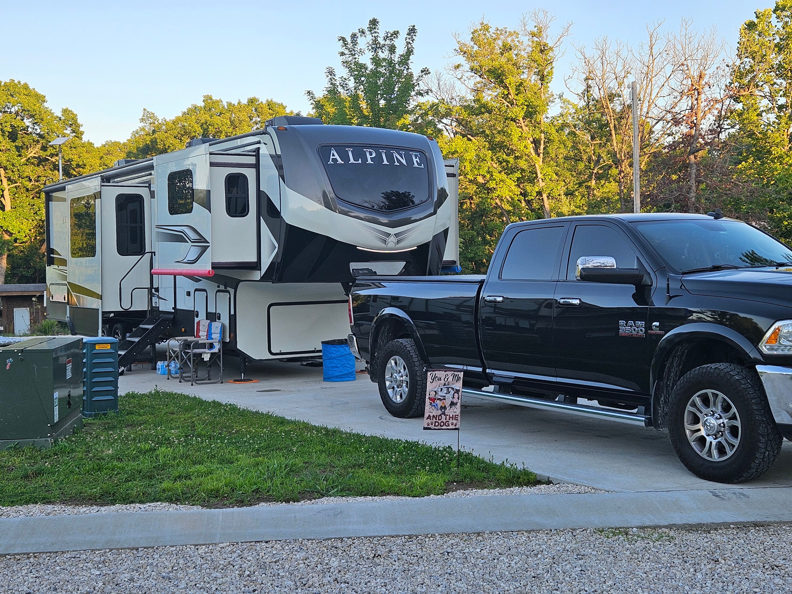 Red Oak Resort & RV Park