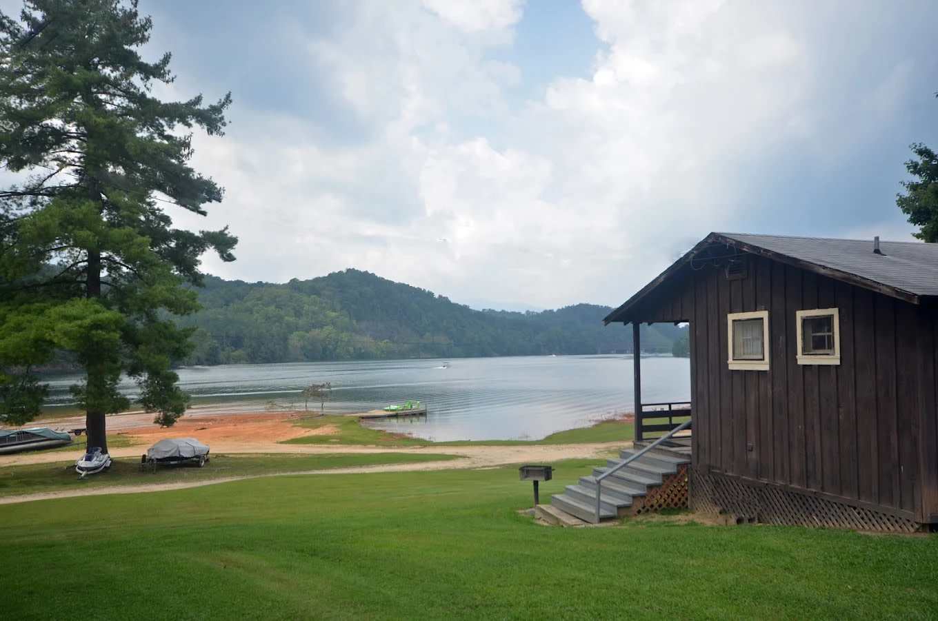 Almond Boat and RV Park