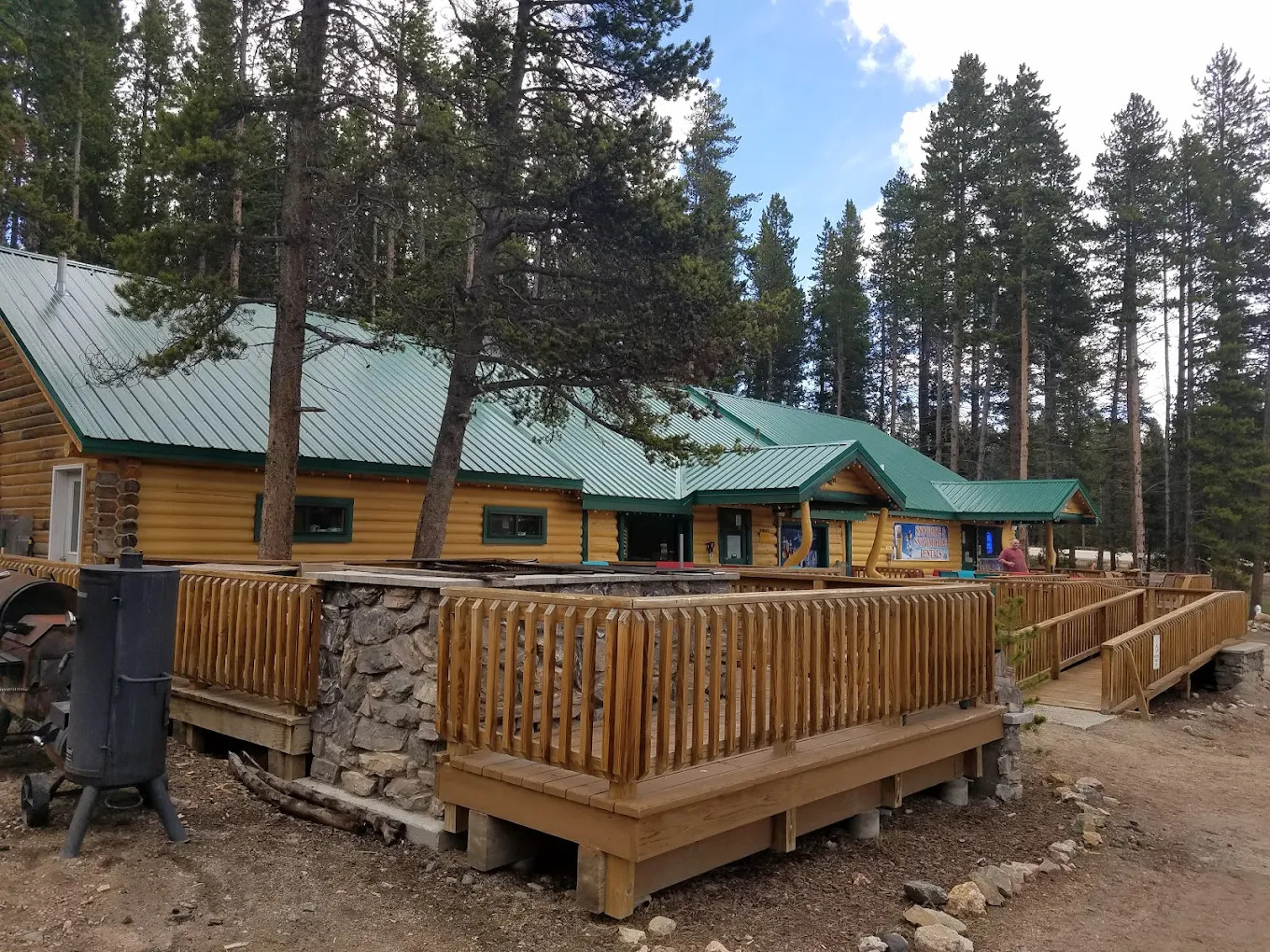 Arrowhead Lodge