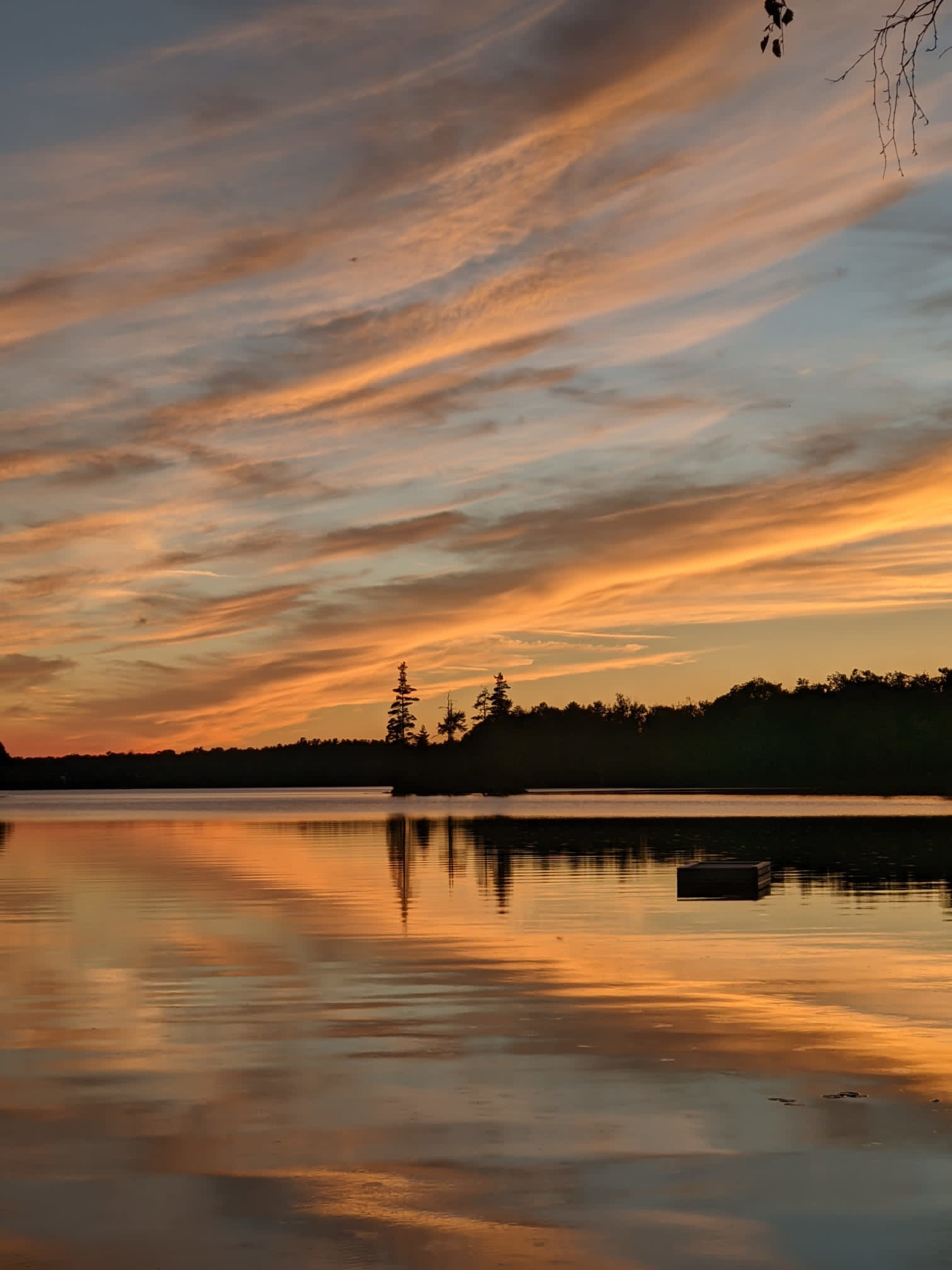 Lorimer Lake Resort