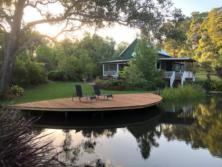 Lakeside Garden Chalet