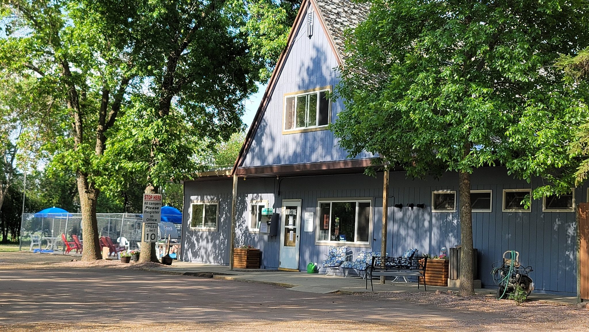 Pipestone Family Campground