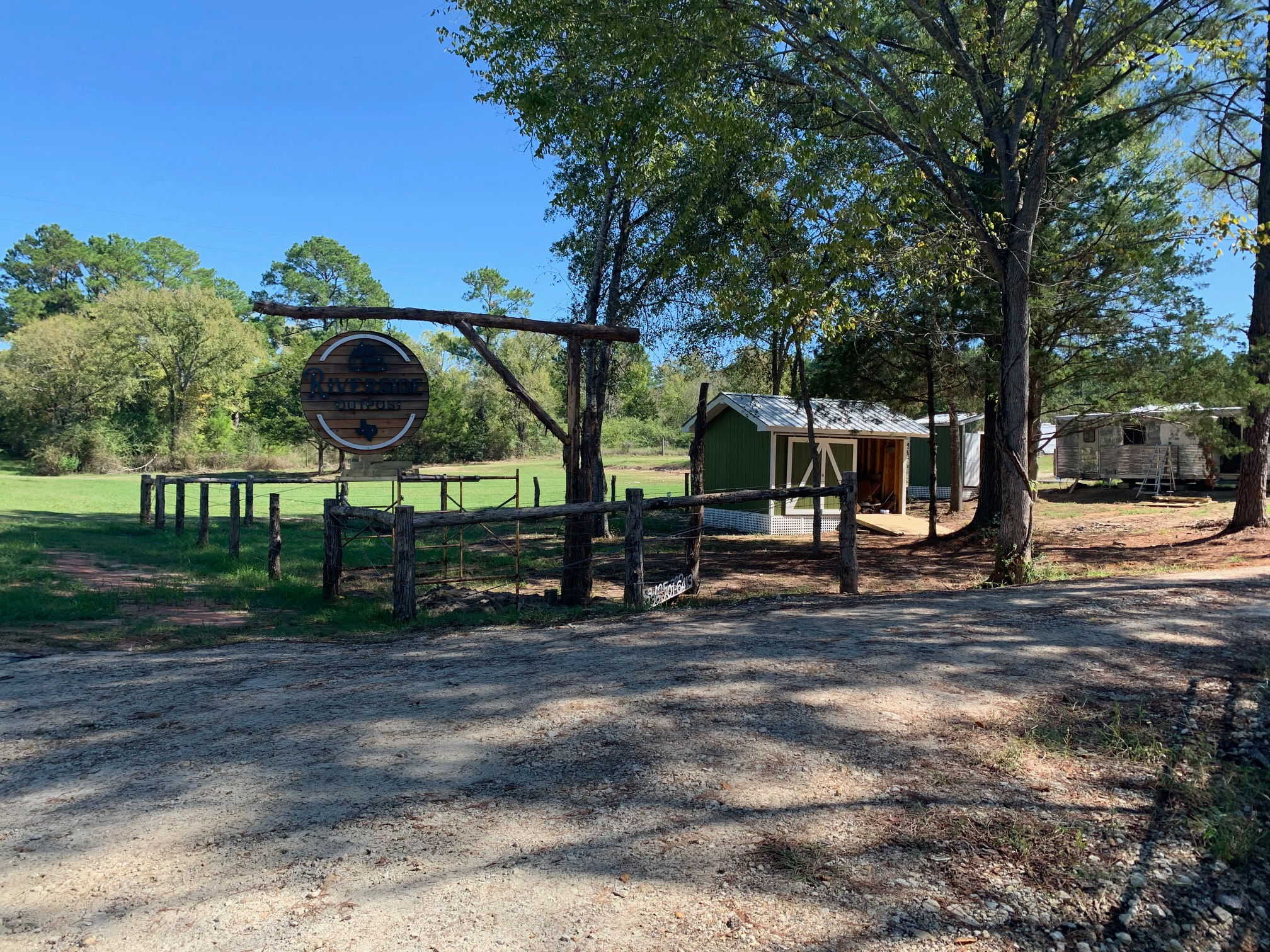 Riverside Outpost RV Park