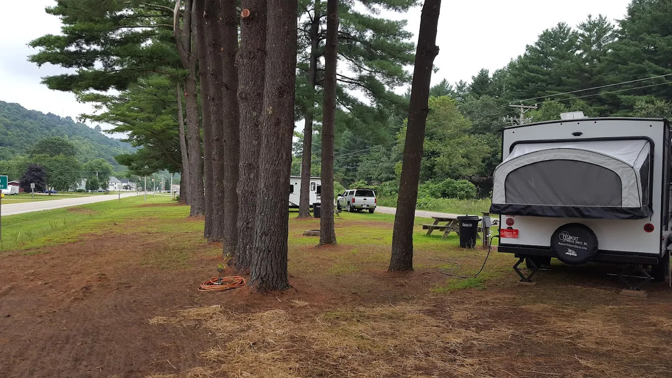 Woodman Lake Cabins & RV