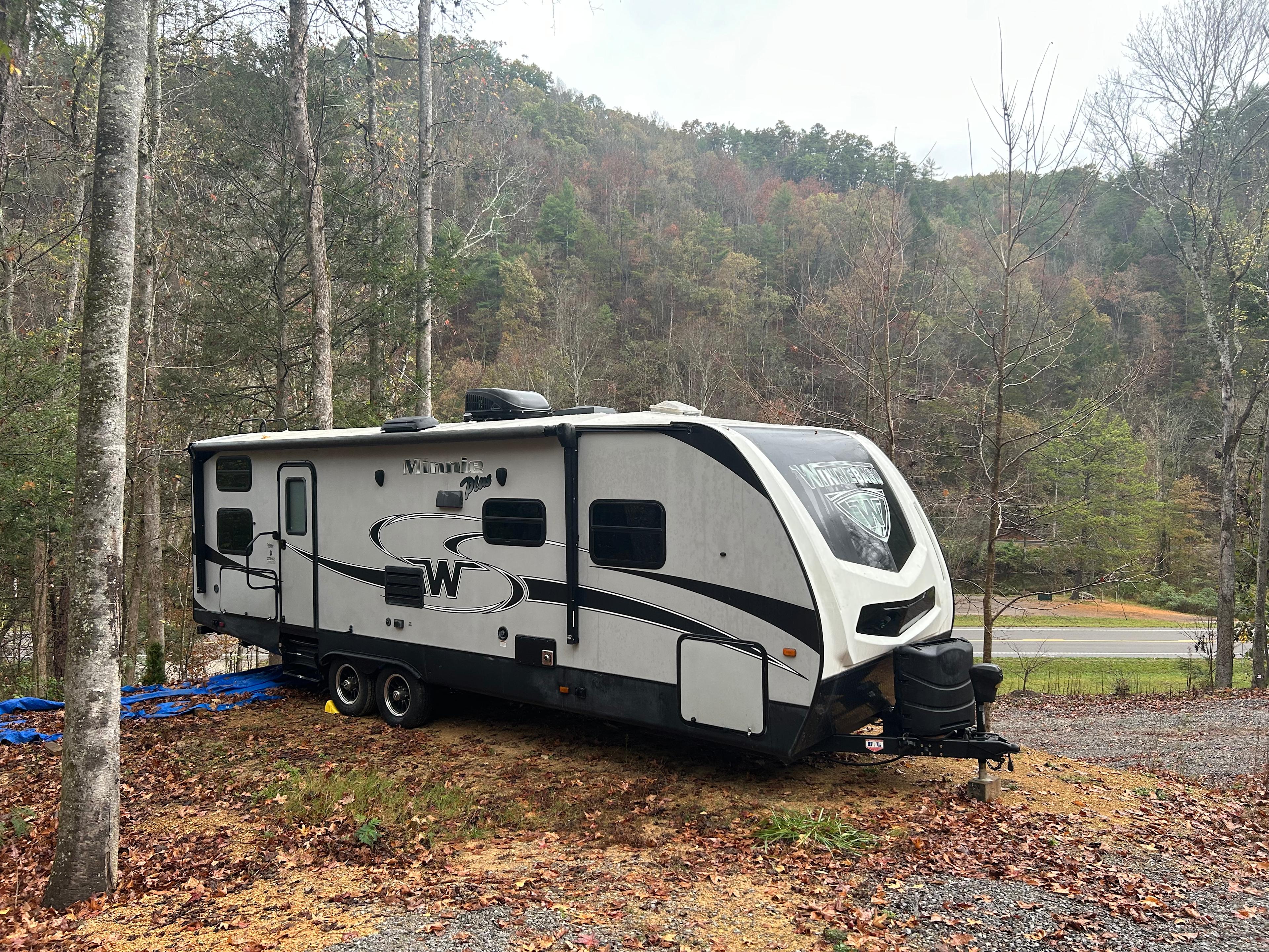 Foothills Lodge