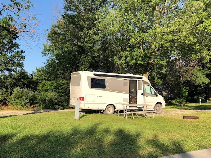 Lake Iowa County Park